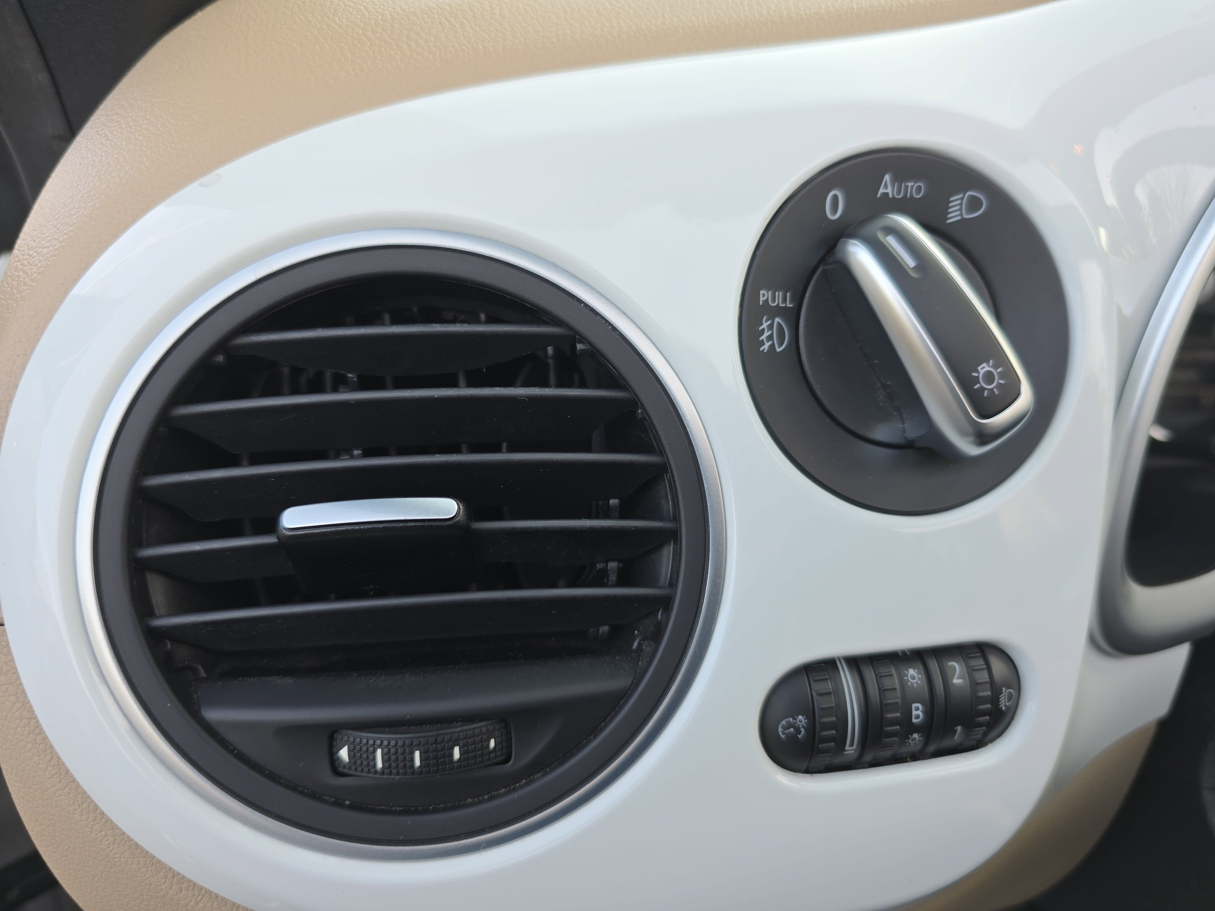 2019 Volkswagen Beetle Convertible S Auto