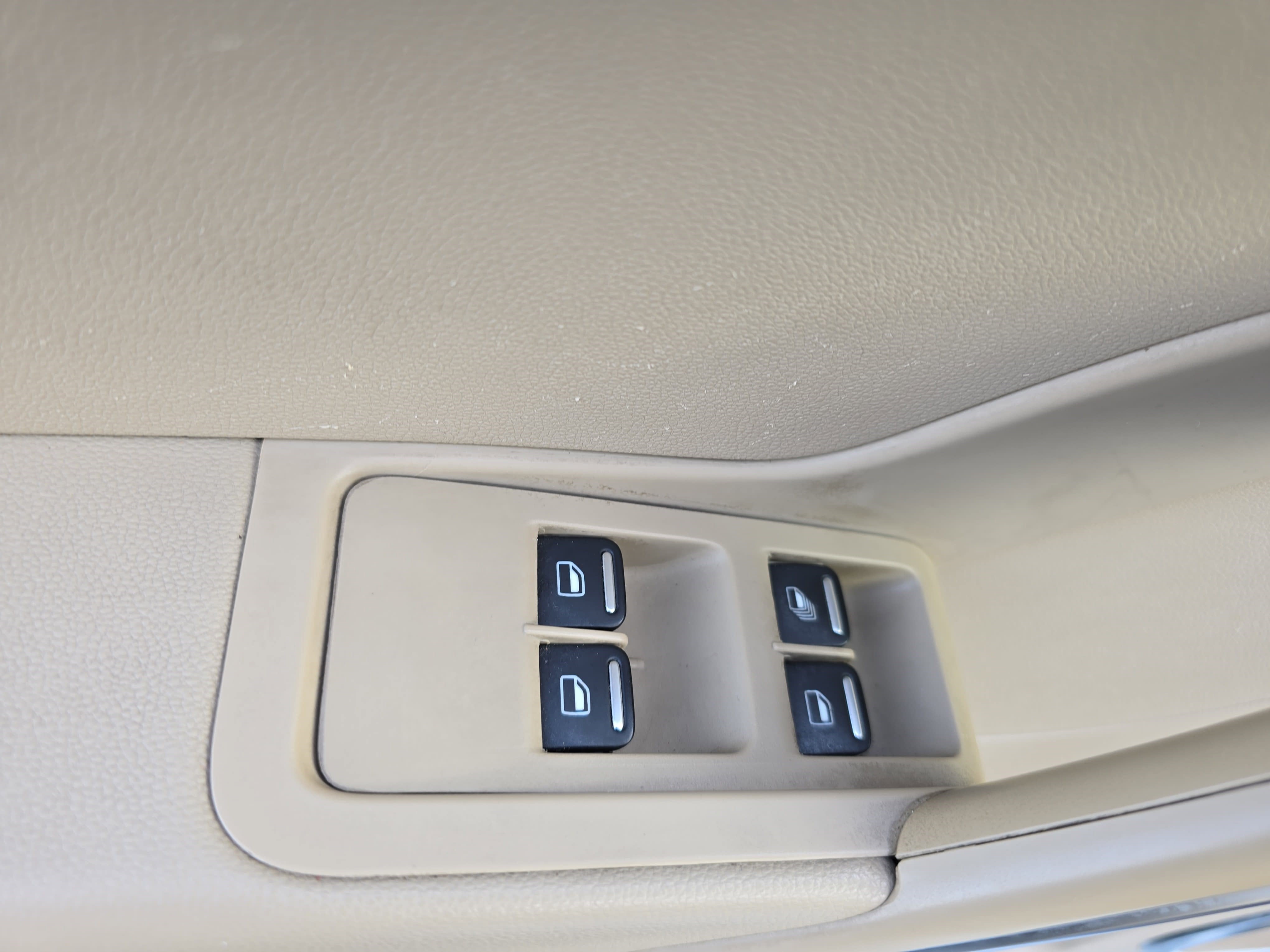 2019 Volkswagen Beetle Convertible S Auto