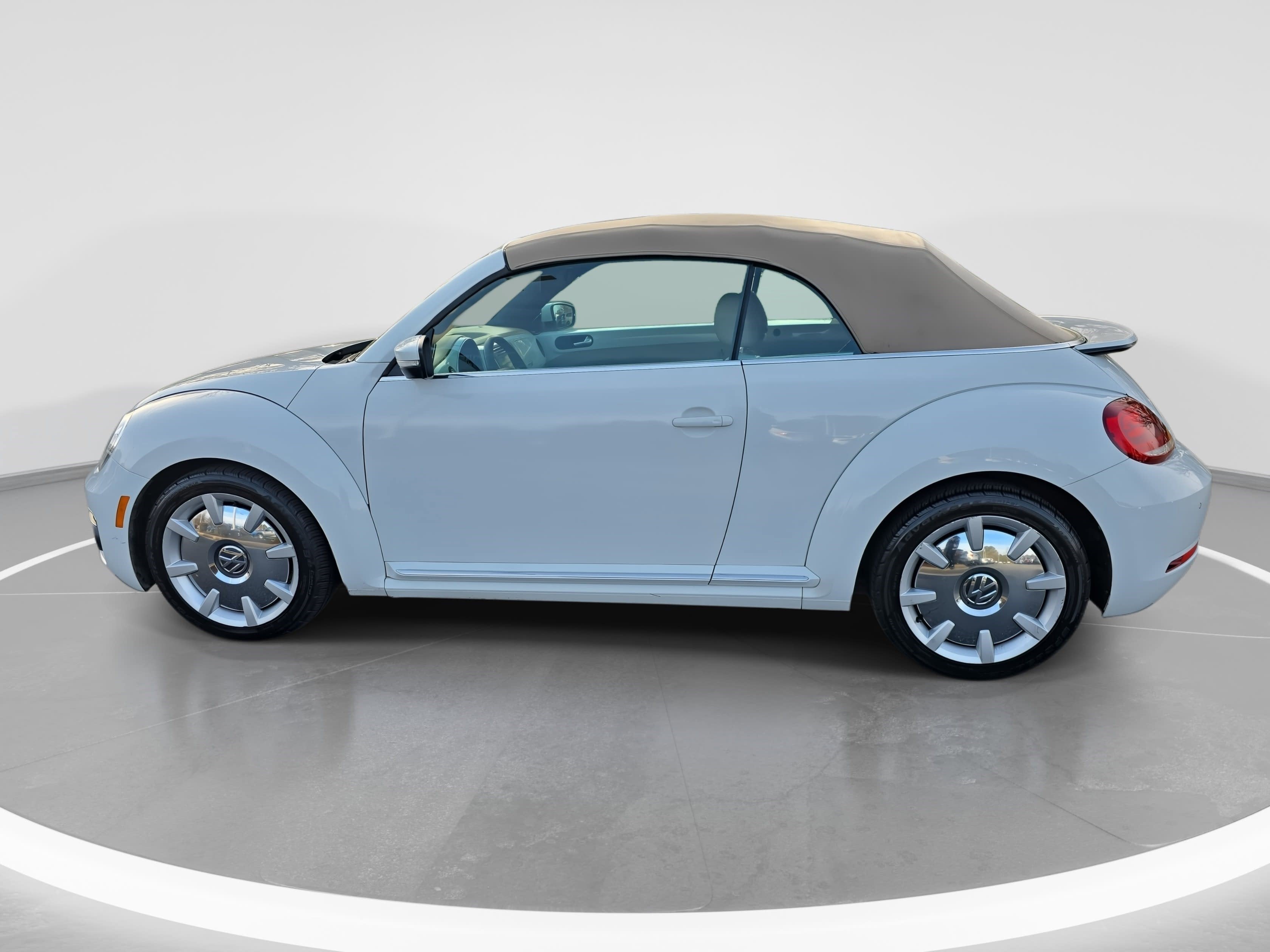 2019 Volkswagen Beetle Convertible S Auto