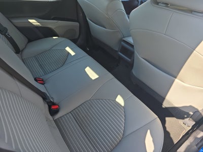 2020 Toyota Camry SE Auto