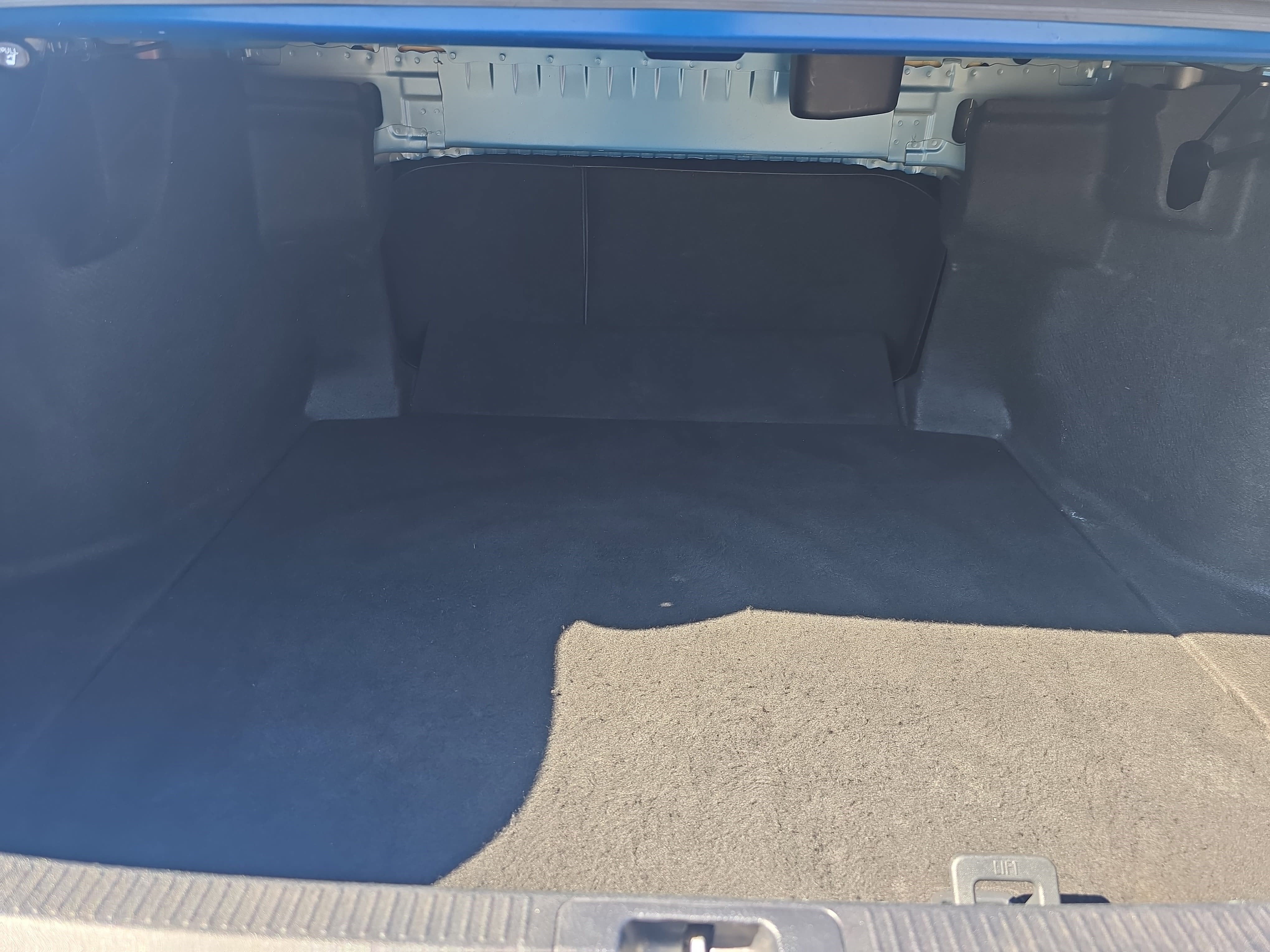 2020 Toyota Camry SE Auto