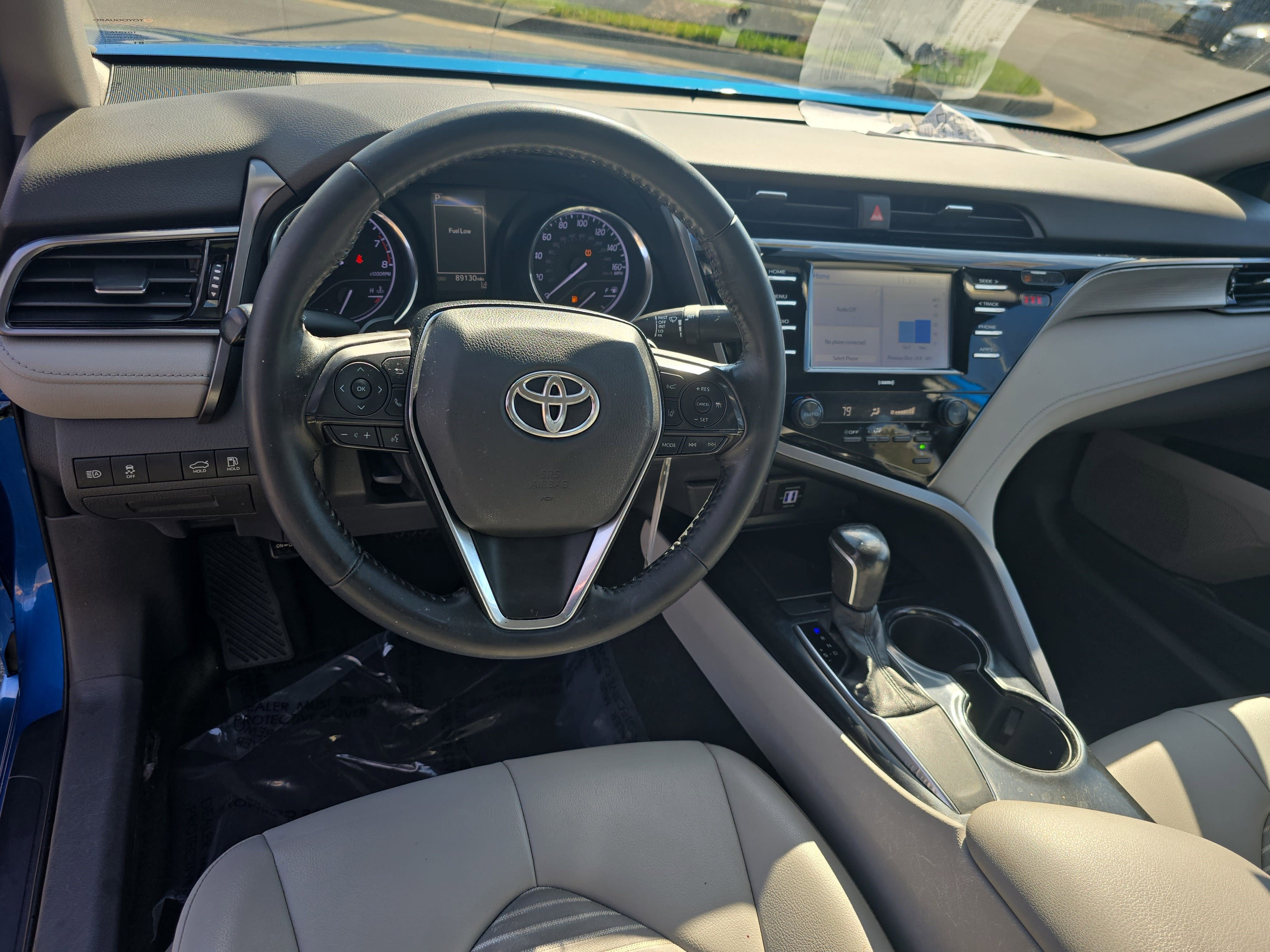 2020 Toyota Camry SE Auto