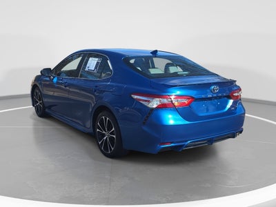 2020 Toyota Camry SE Auto
