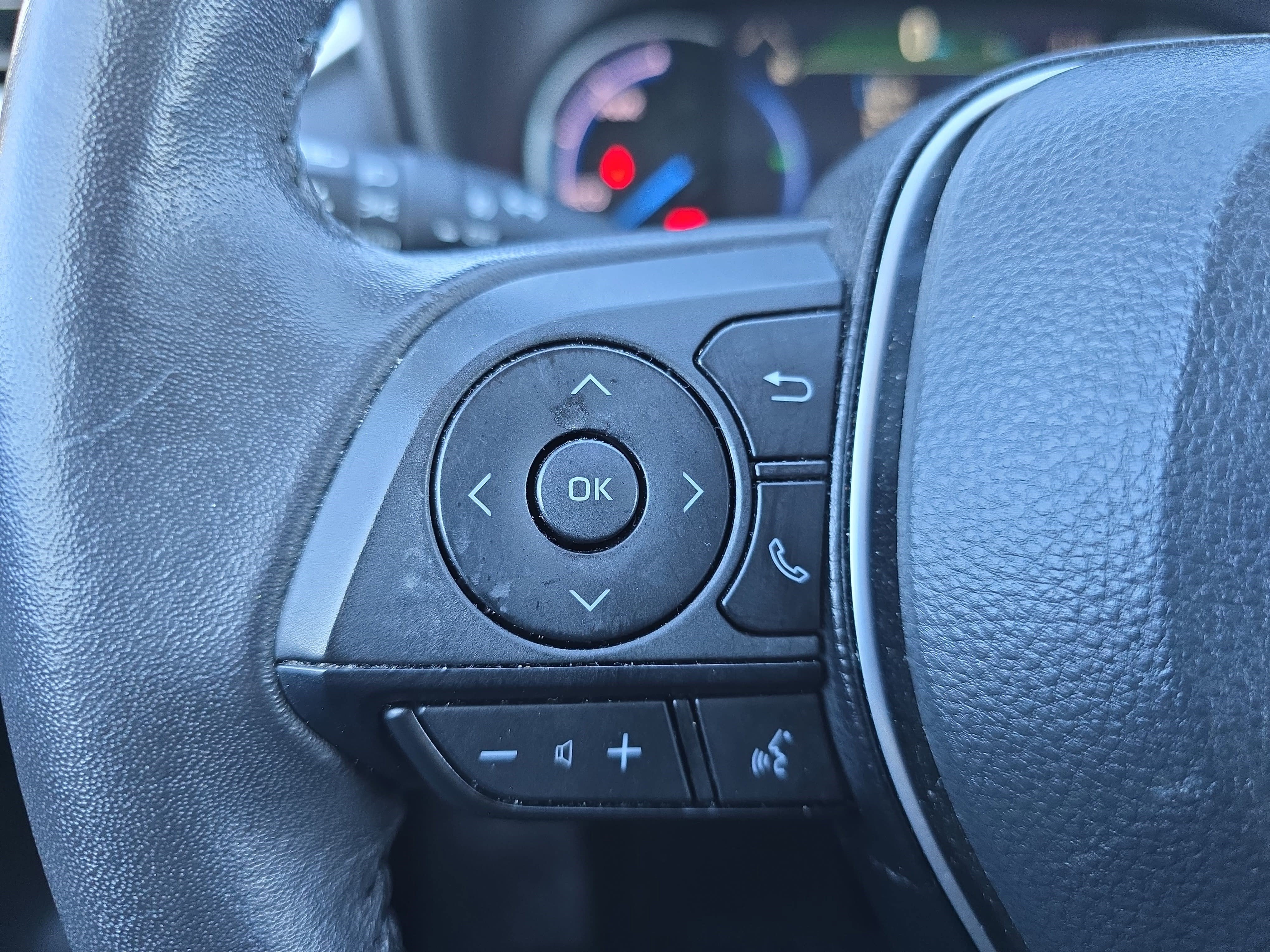 2023 Toyota RAV4 Hybrid XLE Premium AWD