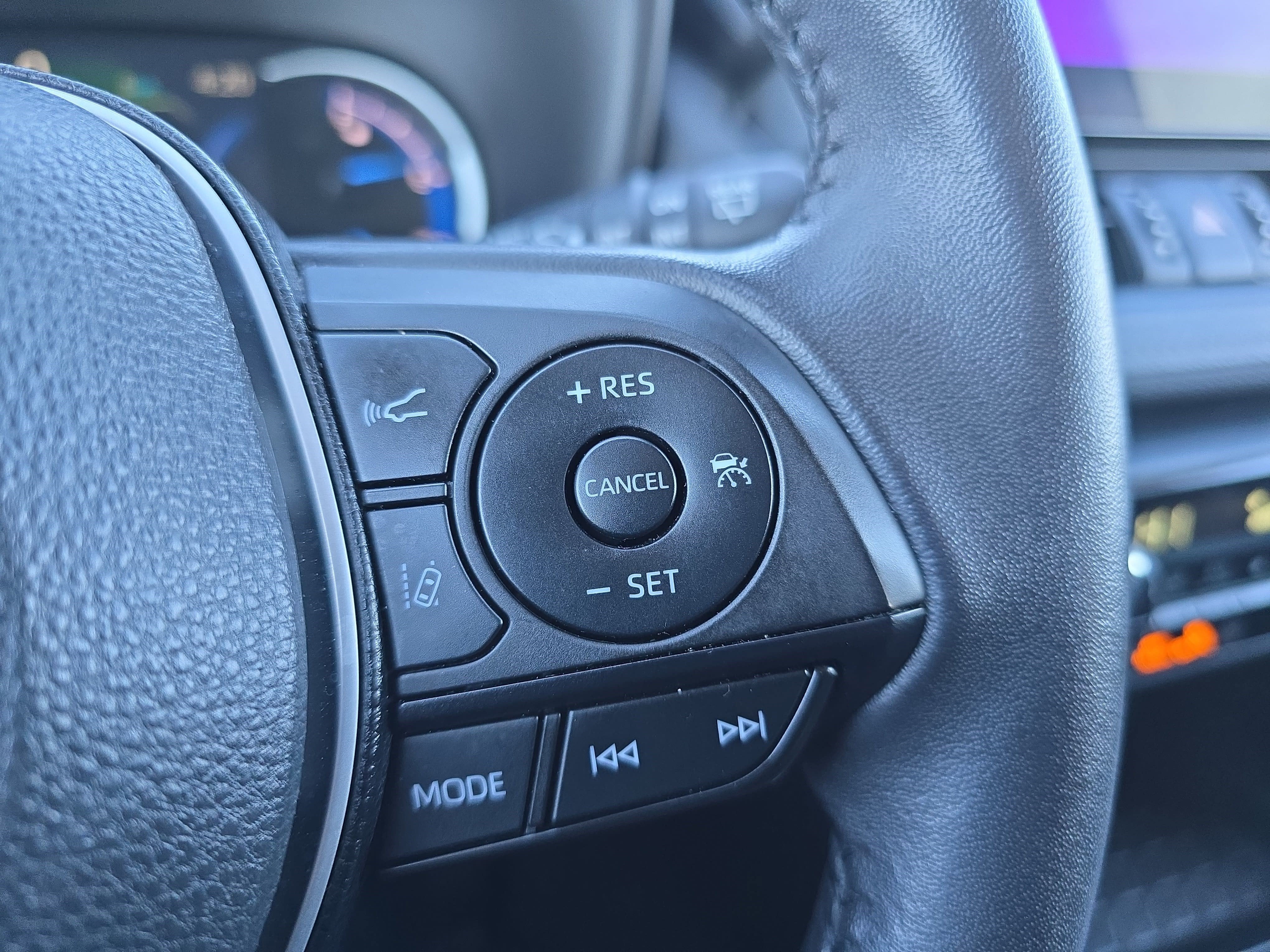 2023 Toyota RAV4 Hybrid XLE Premium AWD