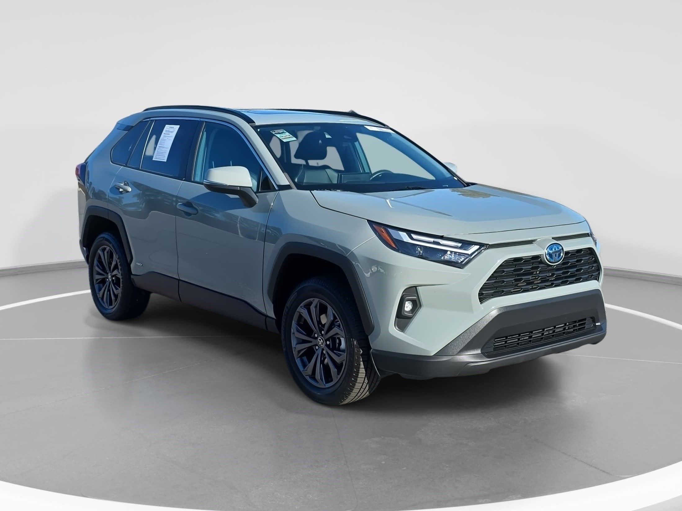 2023 Toyota RAV4 Hybrid XLE Premium AWD