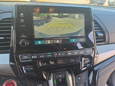 2023 Honda Odyssey Touring Auto