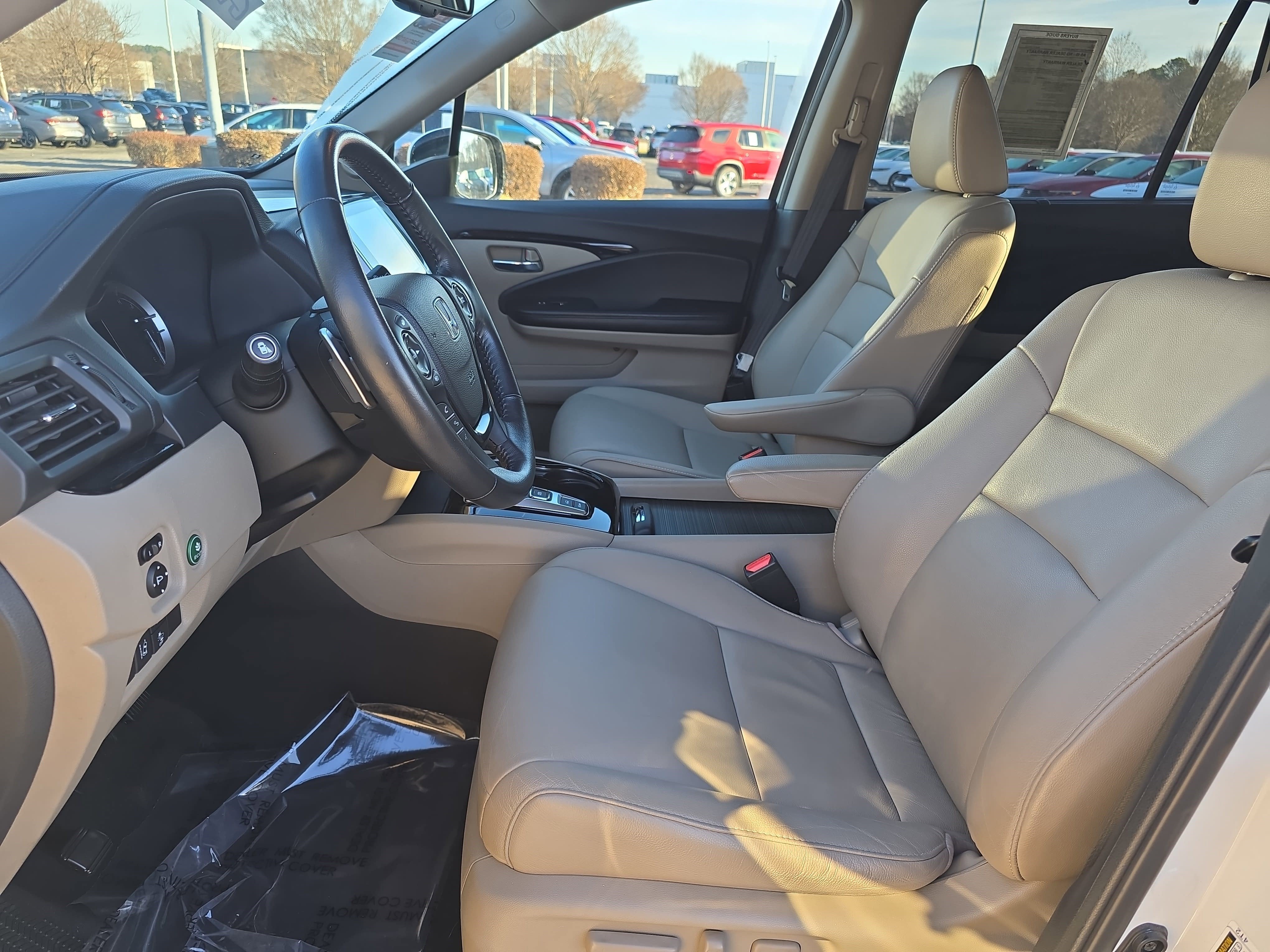 2016 Honda Pilot AWD 4dr Touring w/RES & Navi