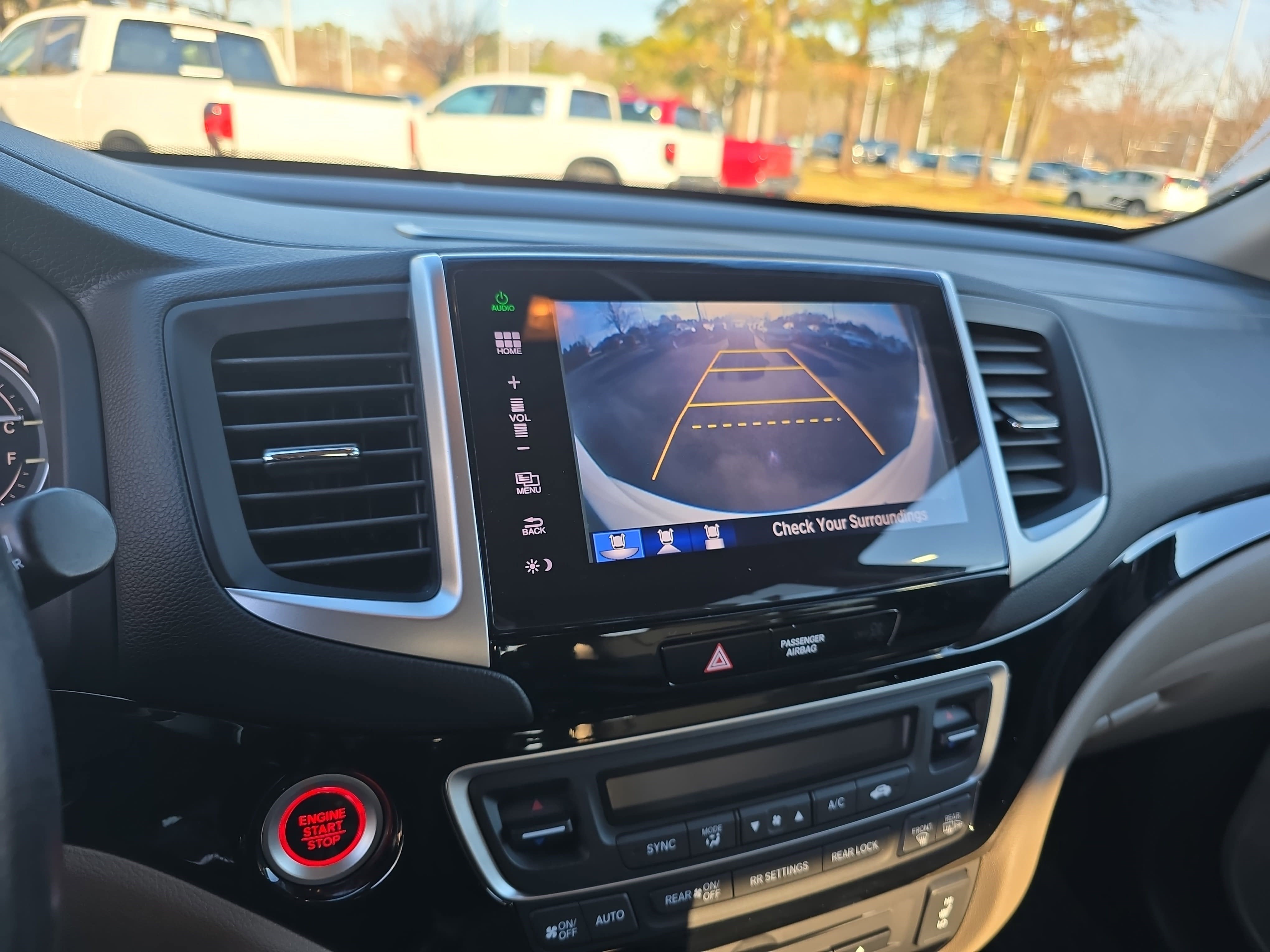 2016 Honda Pilot AWD 4dr Touring w/RES & Navi