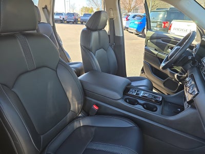 2023 Honda Pilot EX-L 8 Passenger AWD