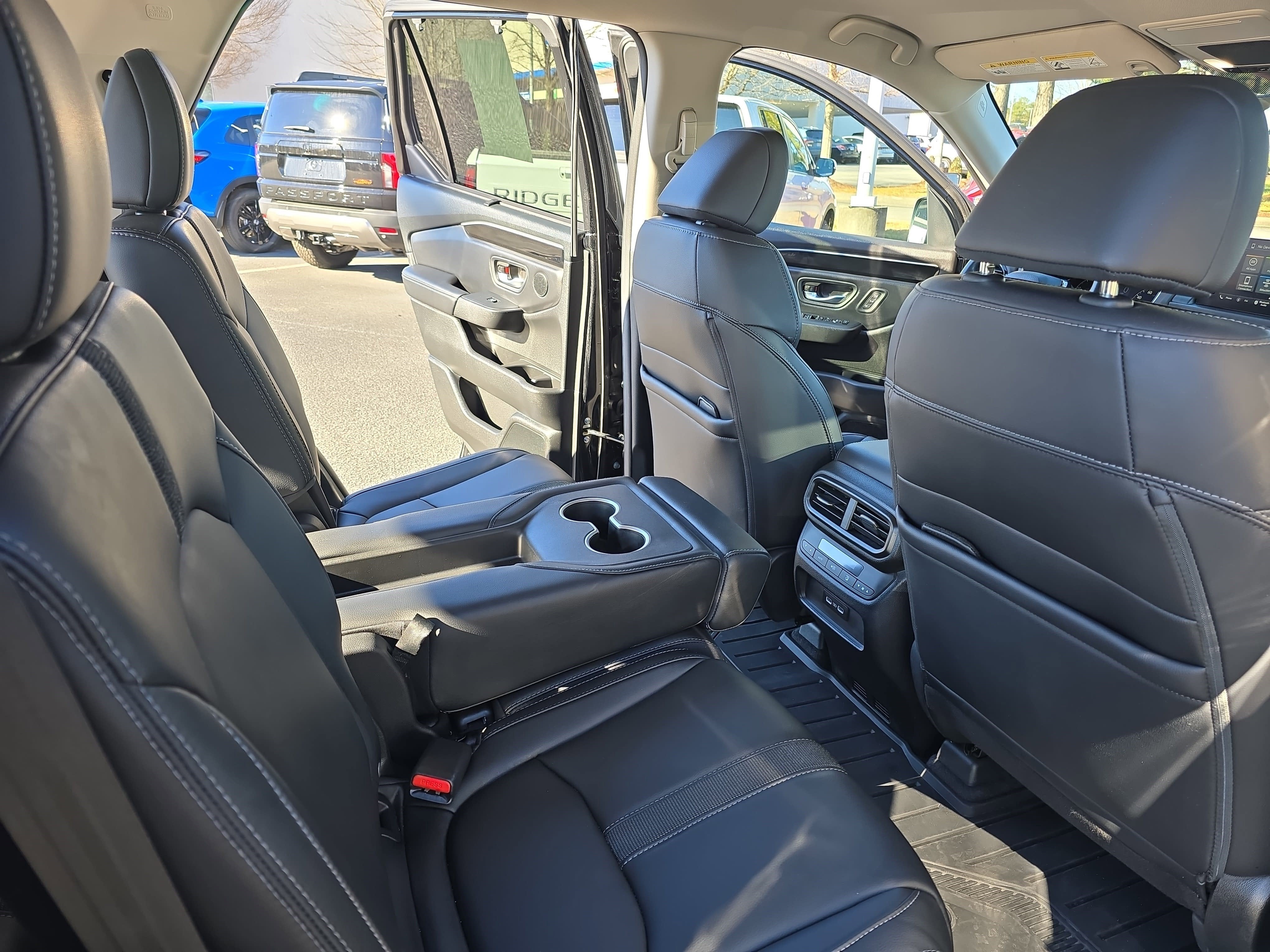 2023 Honda Pilot EX-L 8 Passenger AWD