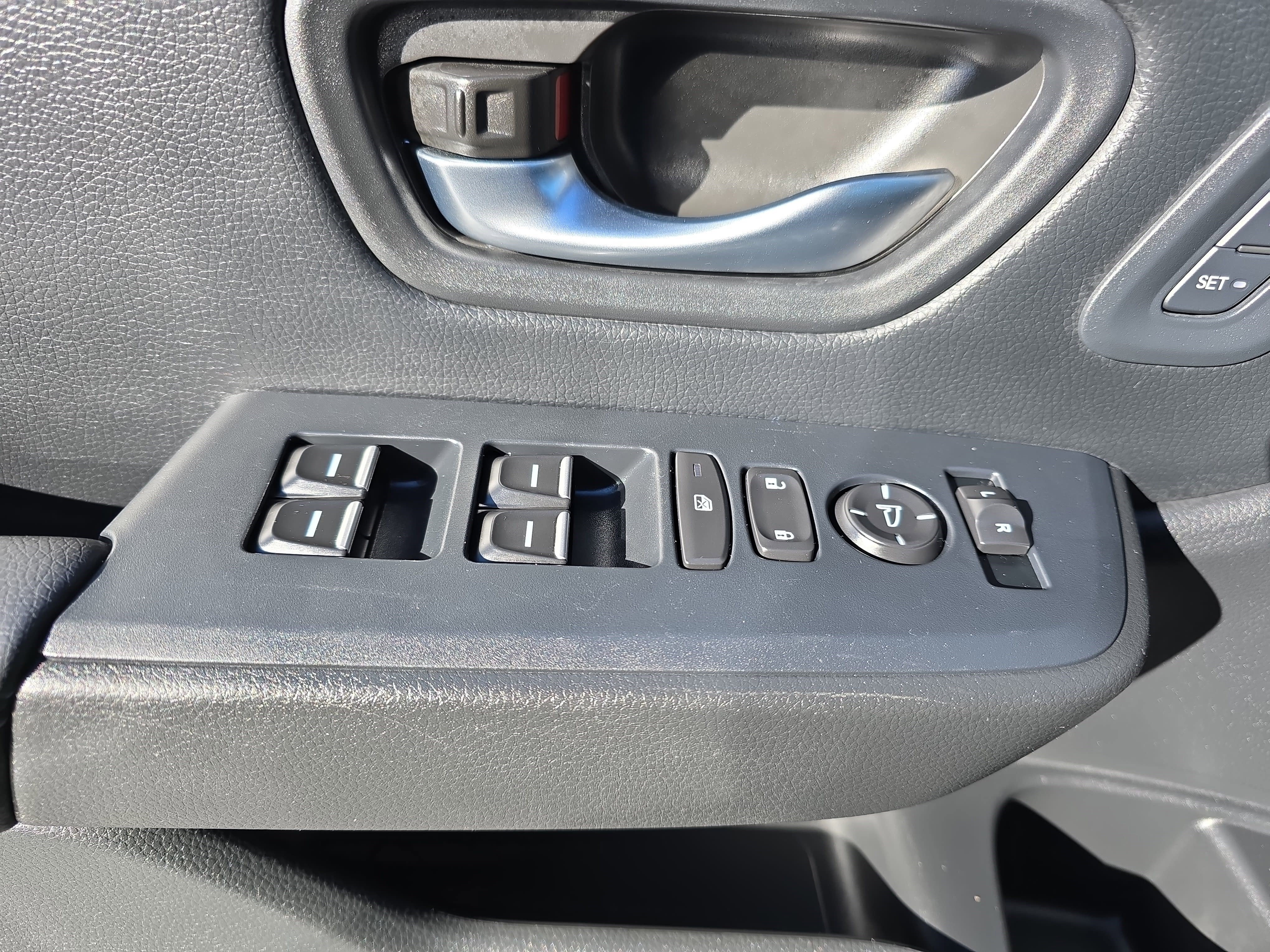 2023 Honda Pilot EX-L 8 Passenger AWD