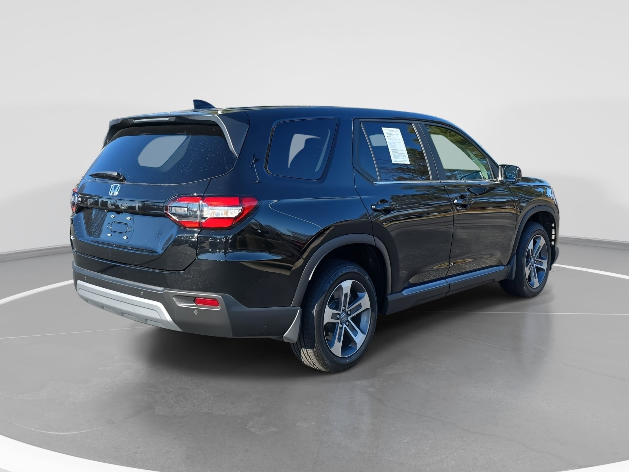 2023 Honda Pilot EX-L 8 Passenger AWD