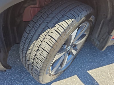 2023 Honda Pilot Touring 2WD