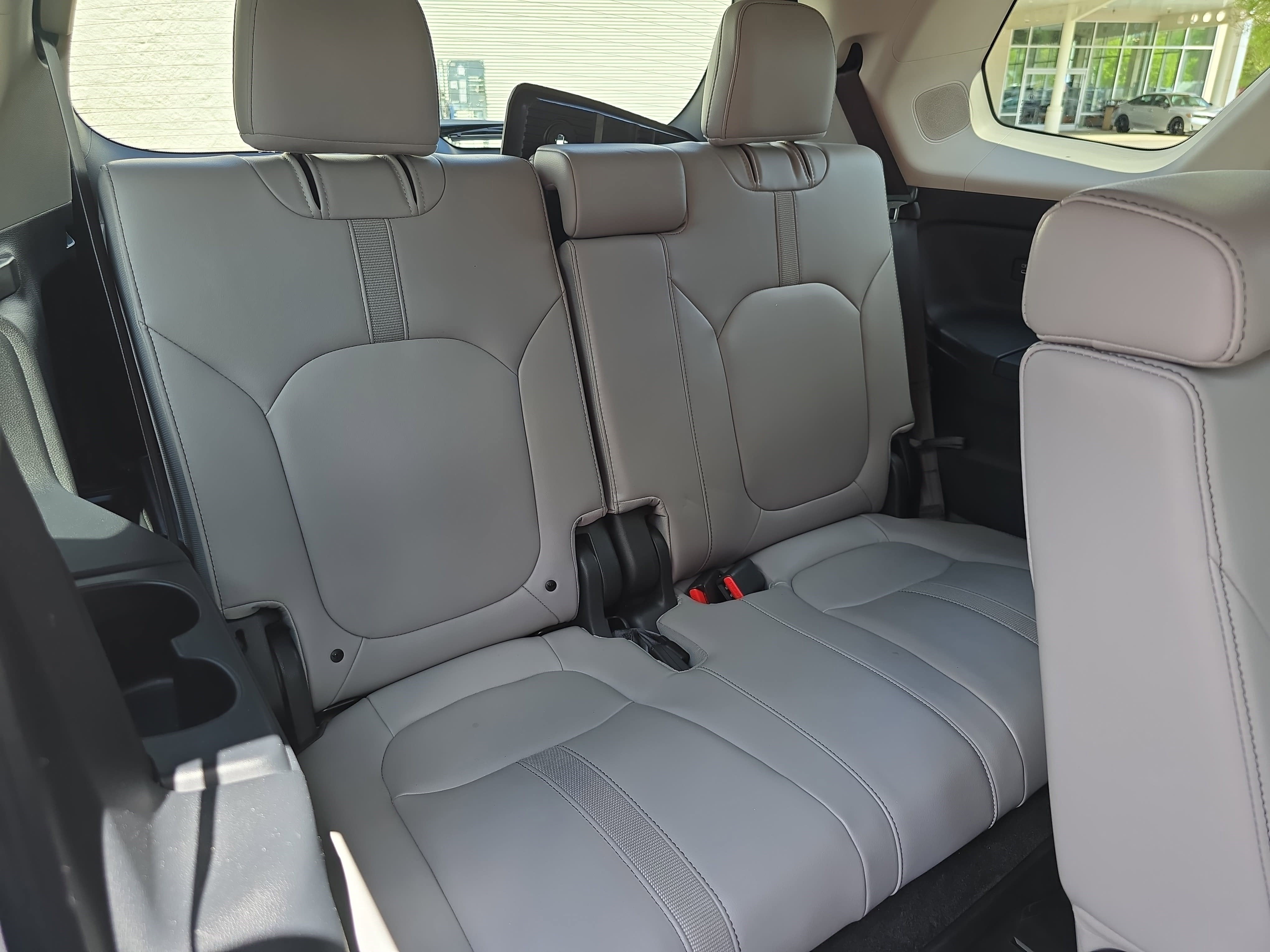 2025 Honda Pilot Touring 2WD