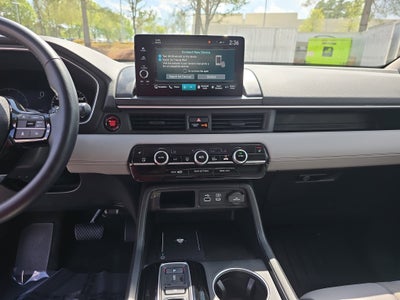 2025 Honda Pilot Touring 2WD