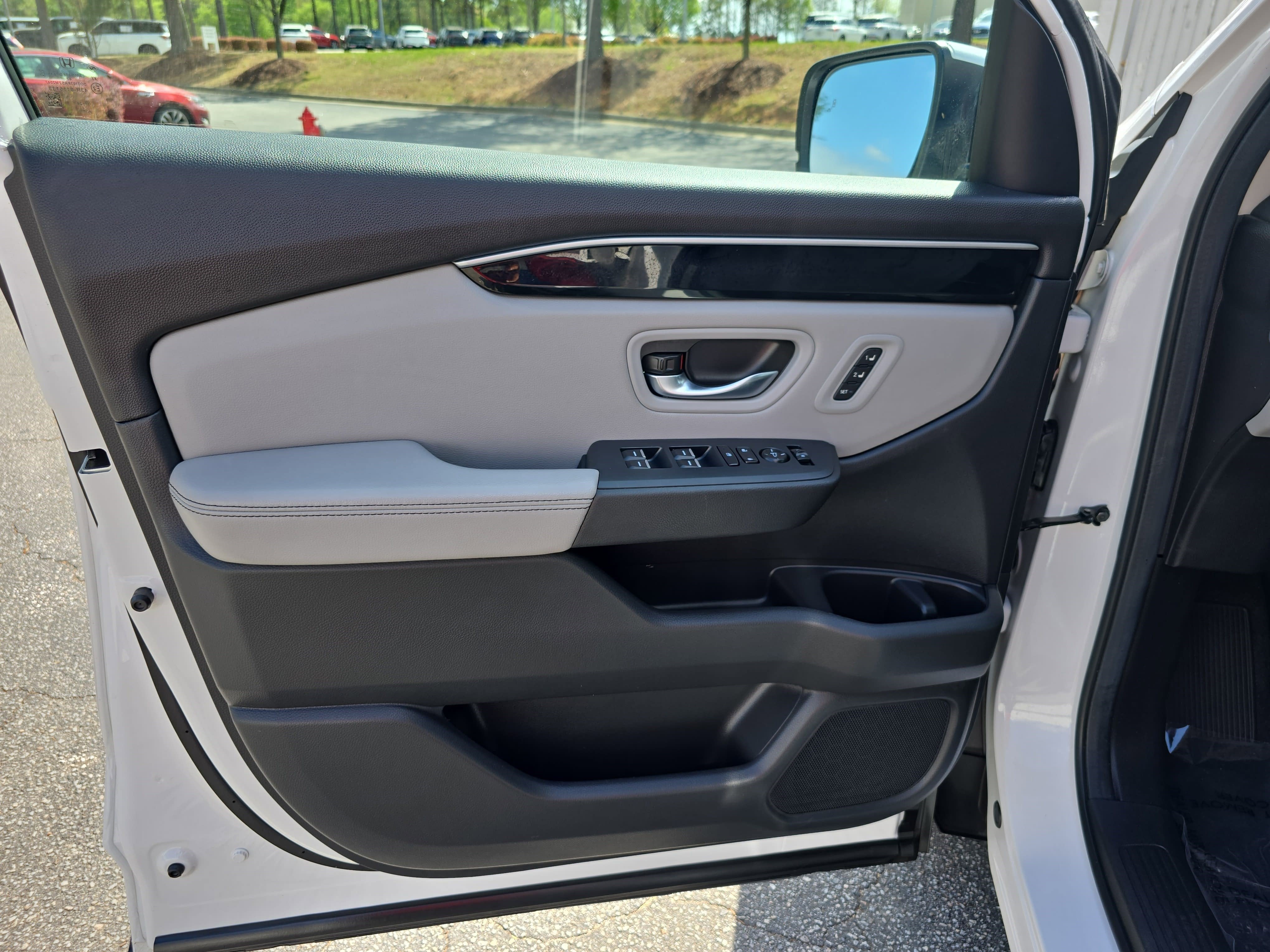 2025 Honda Pilot Touring 2WD