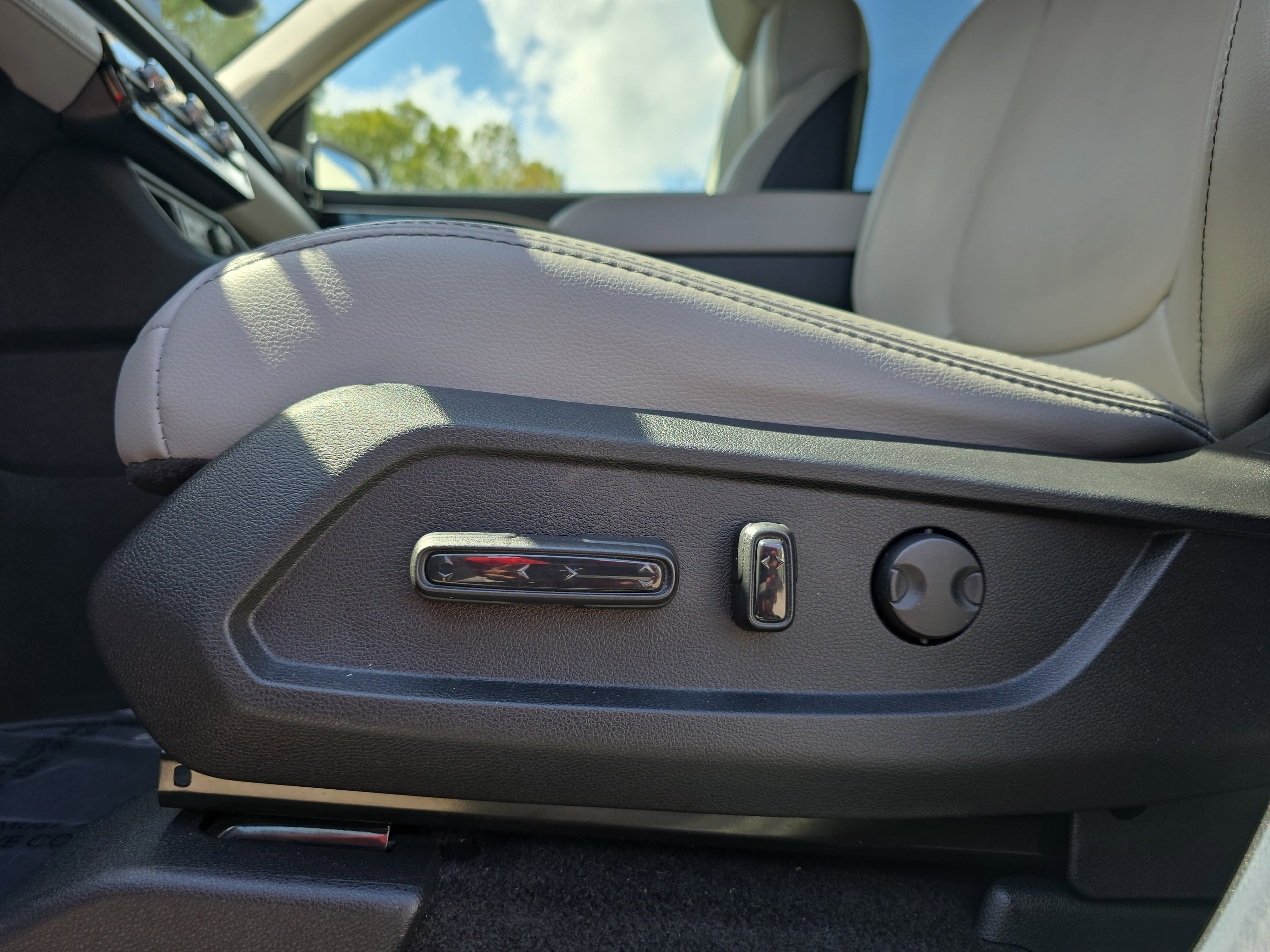 2025 Honda Pilot Touring 2WD