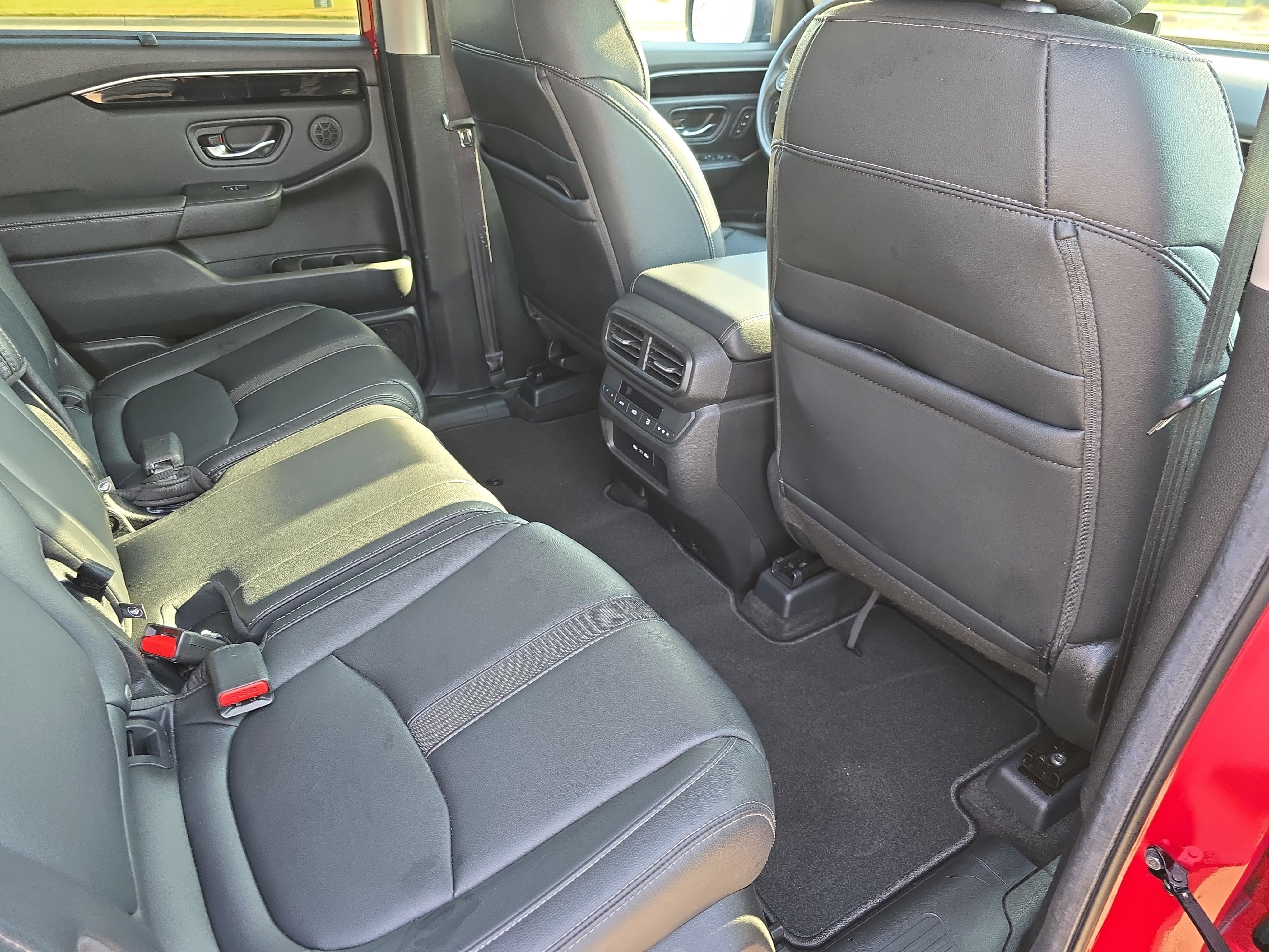 2024 Honda Pilot Touring 2WD