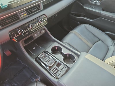 2024 Honda Pilot Touring 2WD