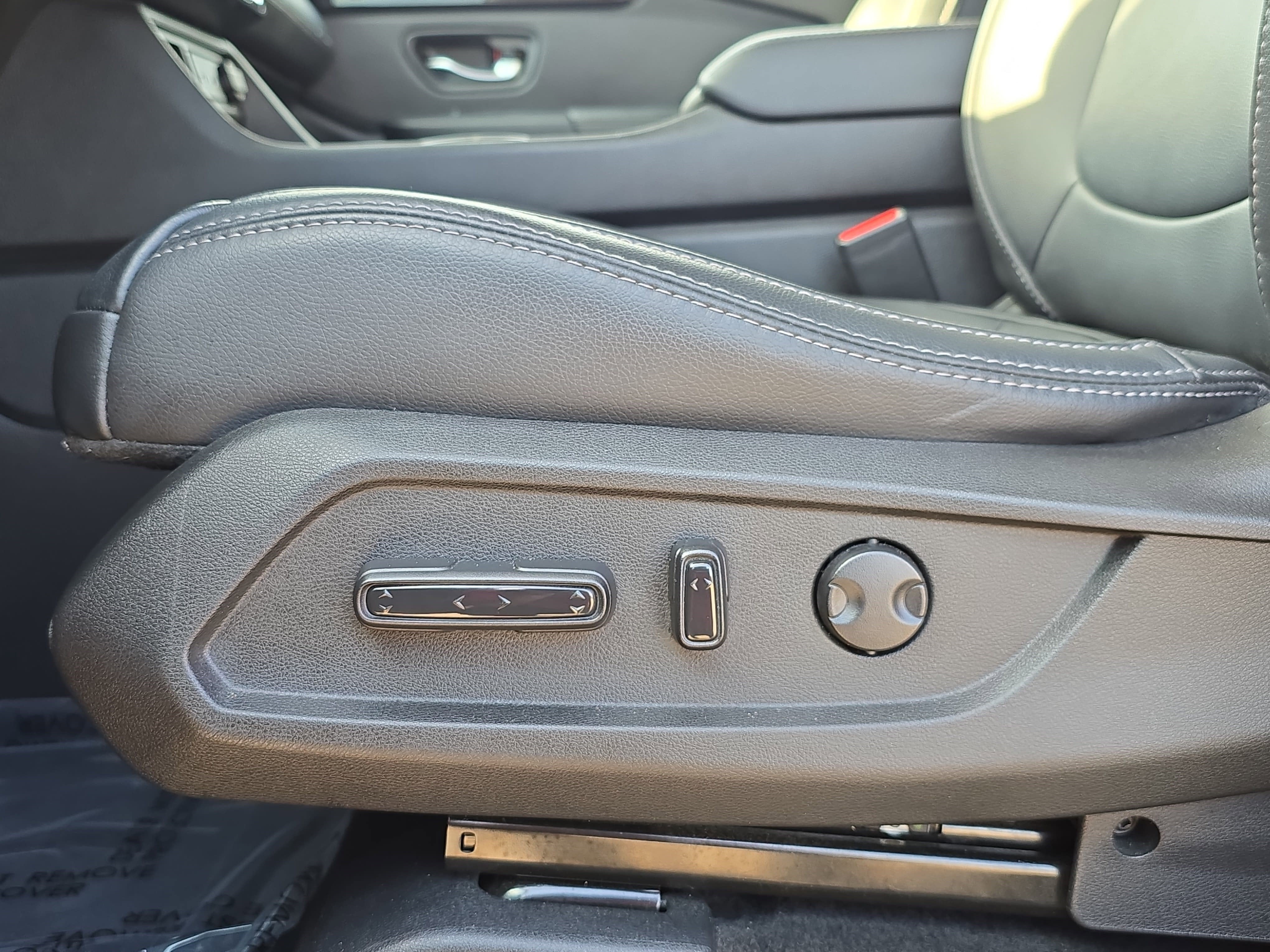 2024 Honda Pilot Touring 2WD