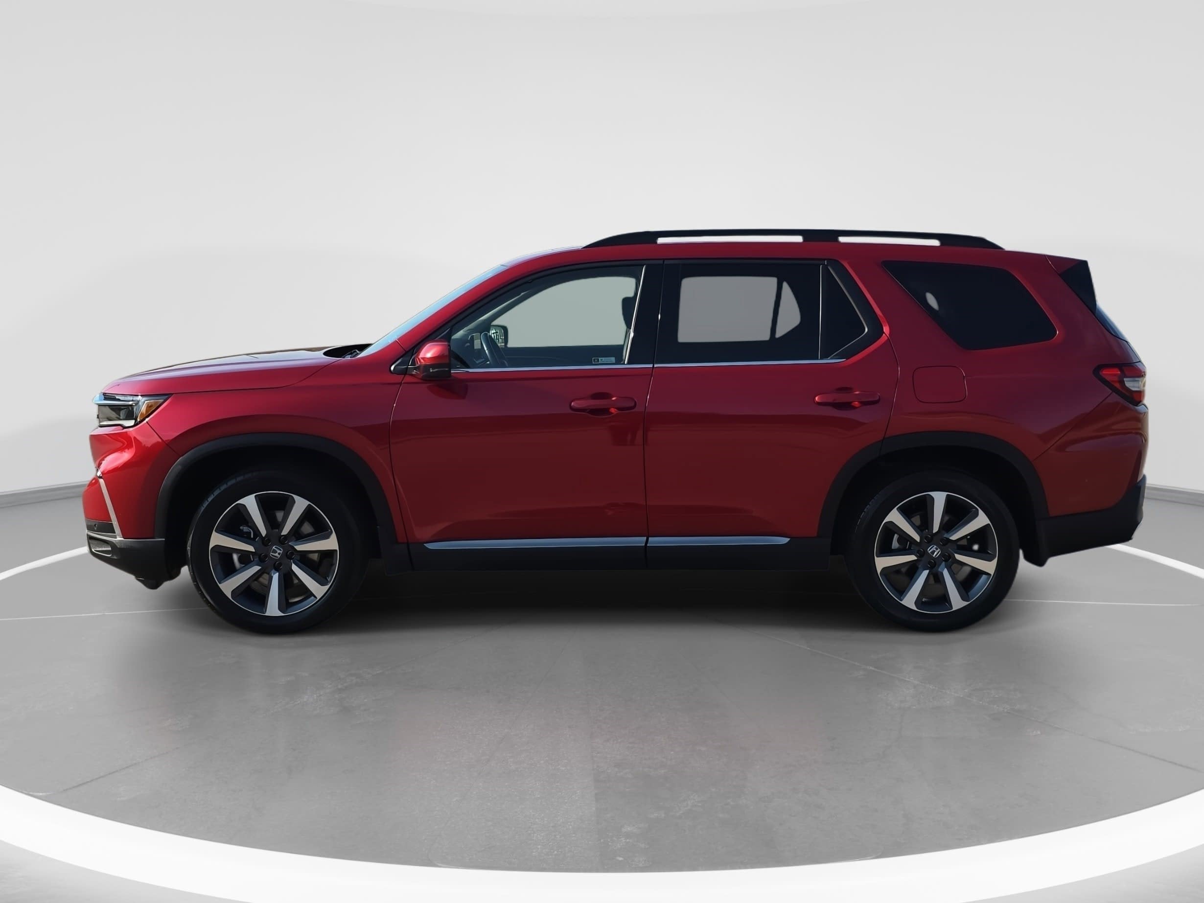 2024 Honda Pilot Touring 2WD