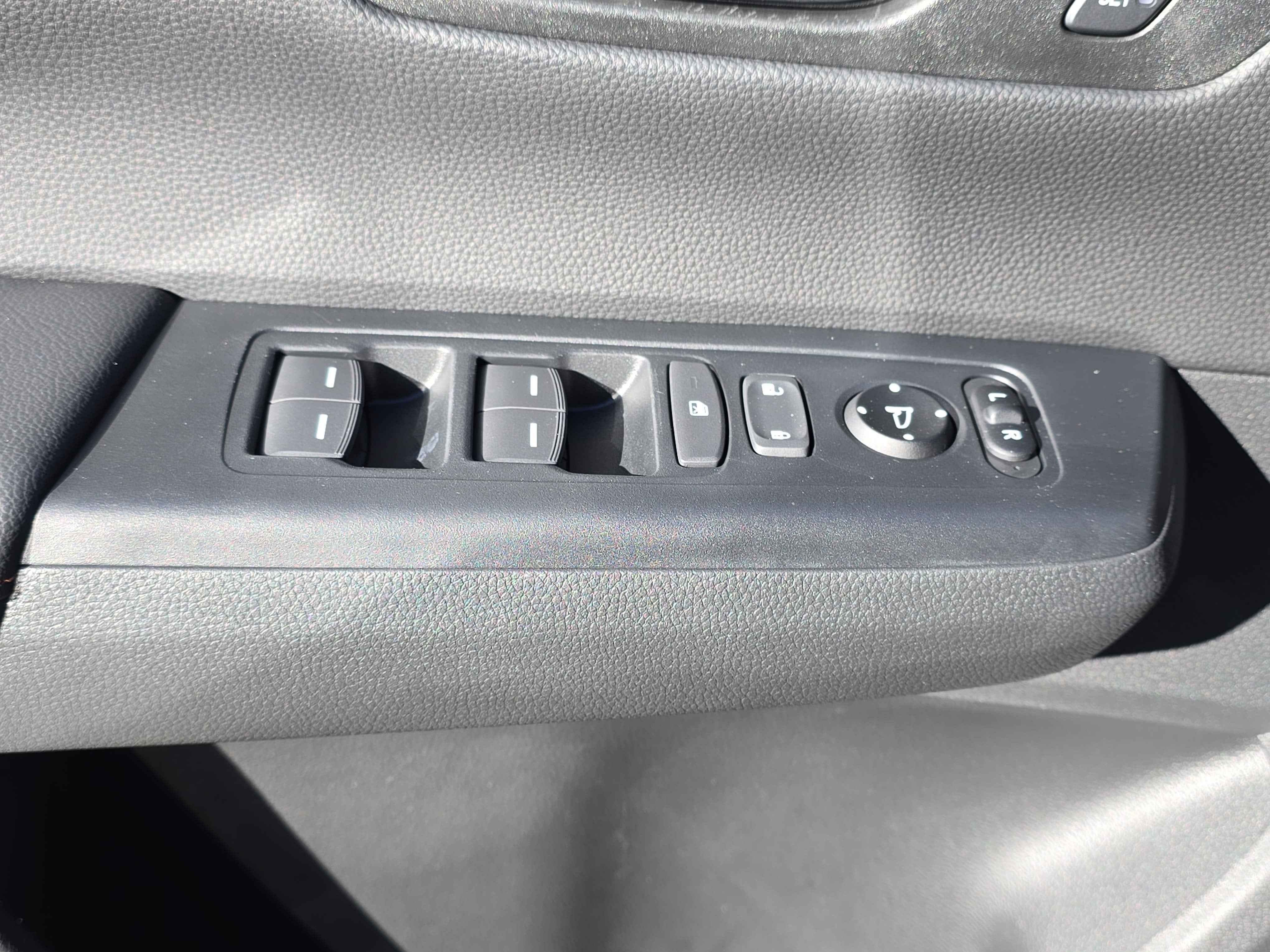 2025 Honda CR-V Hybrid Sport-L FWD