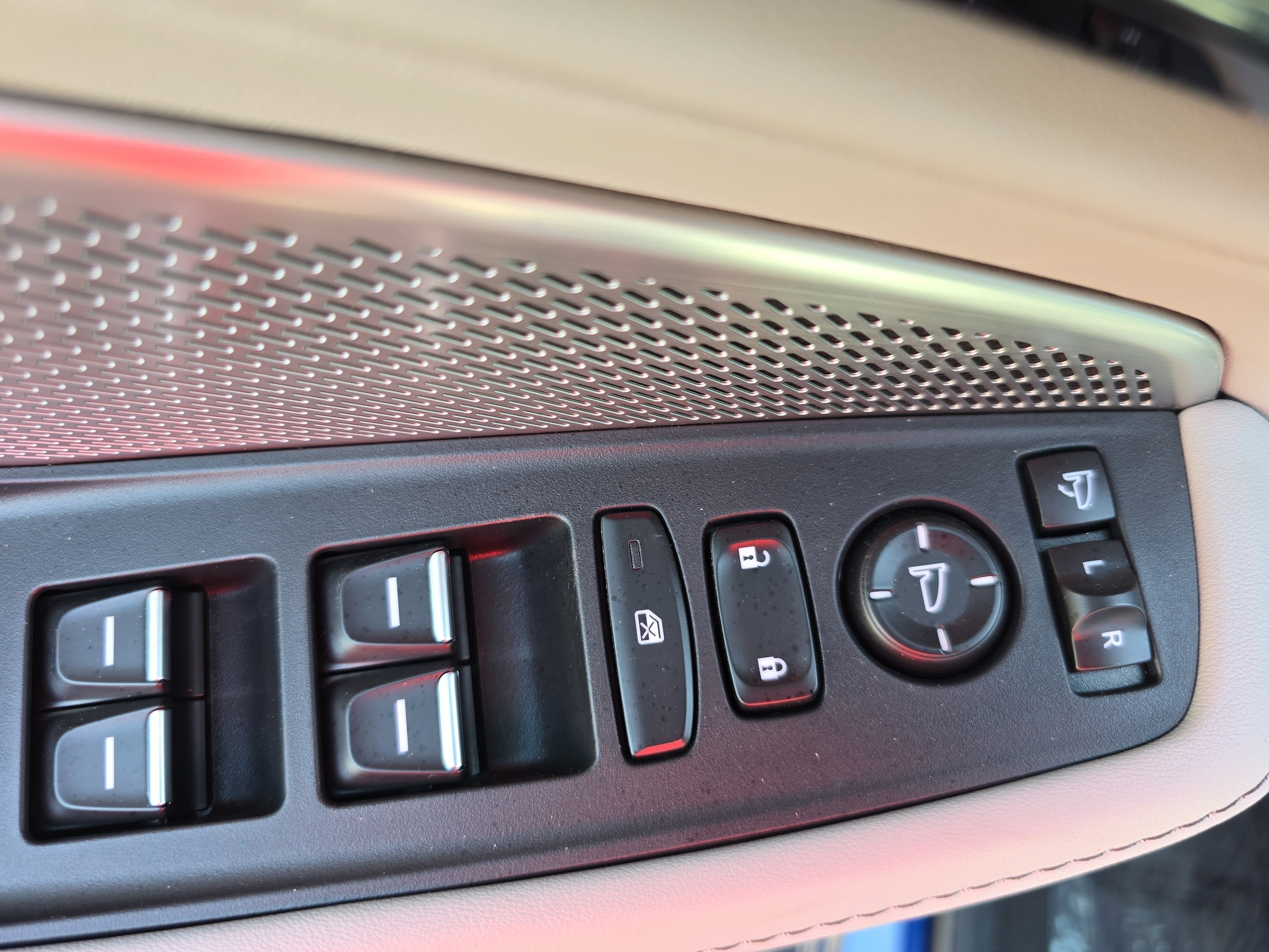 2023 Acura MDX SH-AWD w/Technology Package