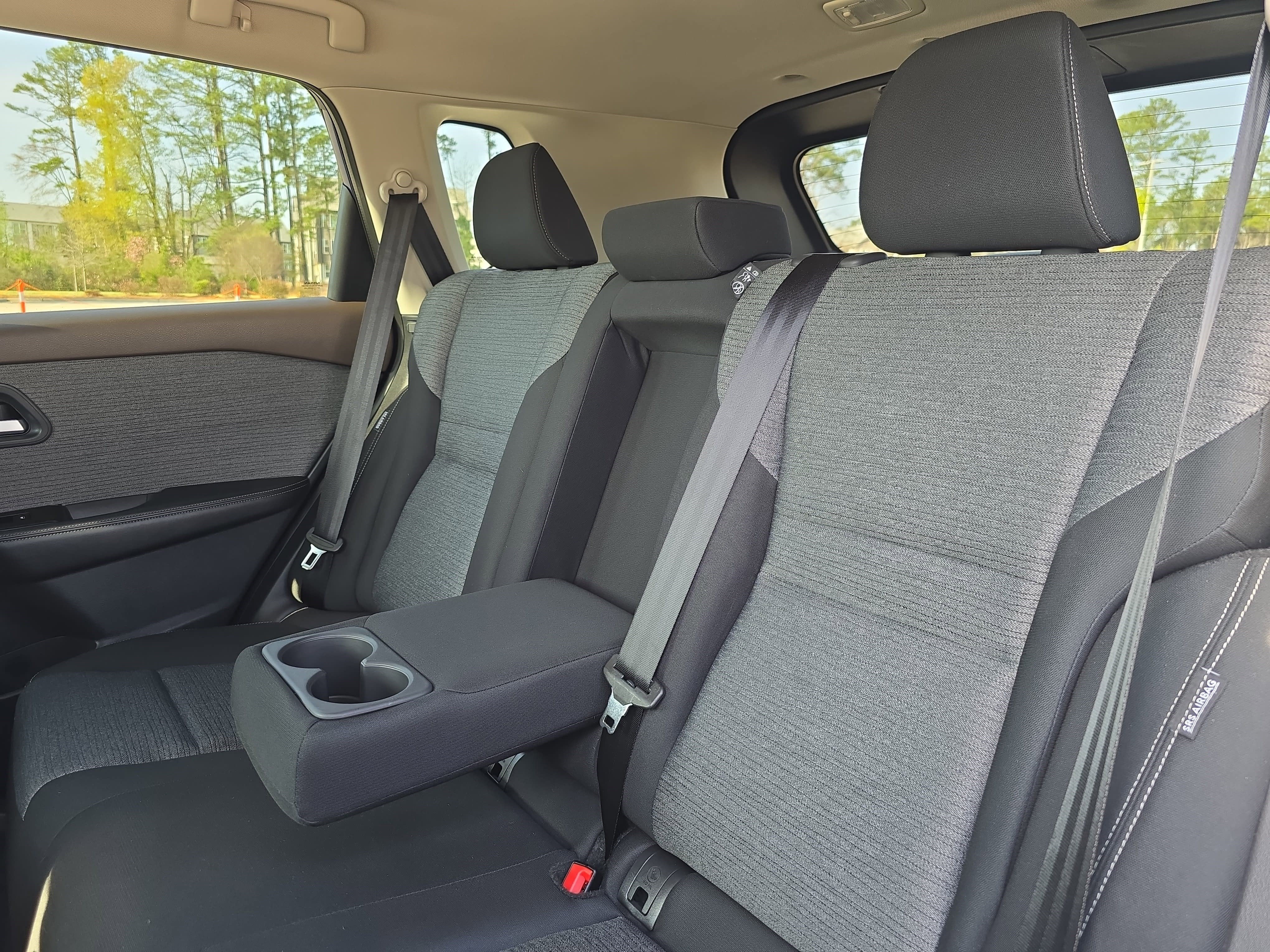 2022 Nissan Rogue AWD SV