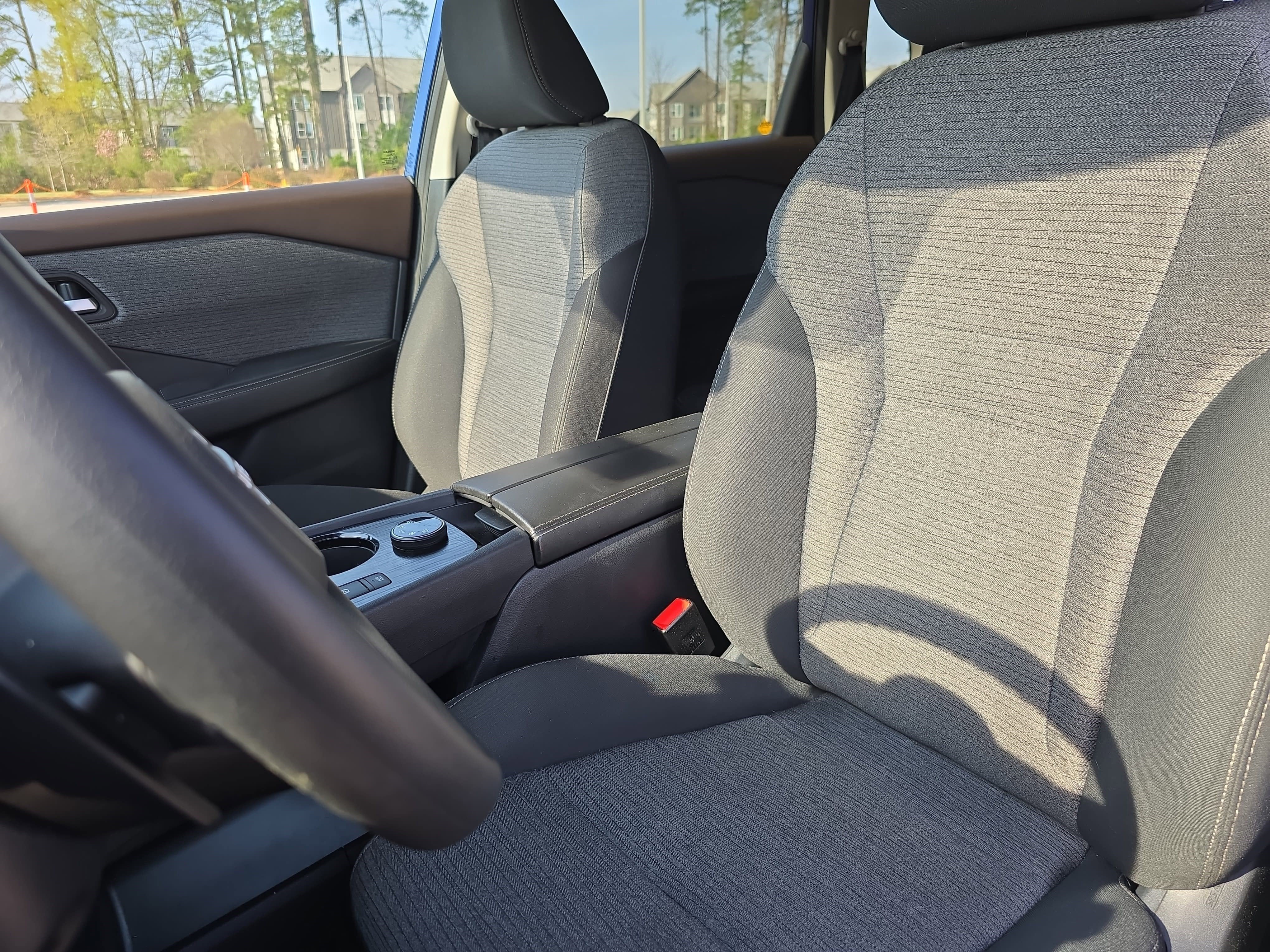 2022 Nissan Rogue AWD SV