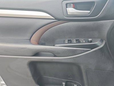 2018 Toyota Highlander XLE V6 AWD