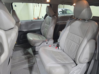2015 Toyota Sienna Base