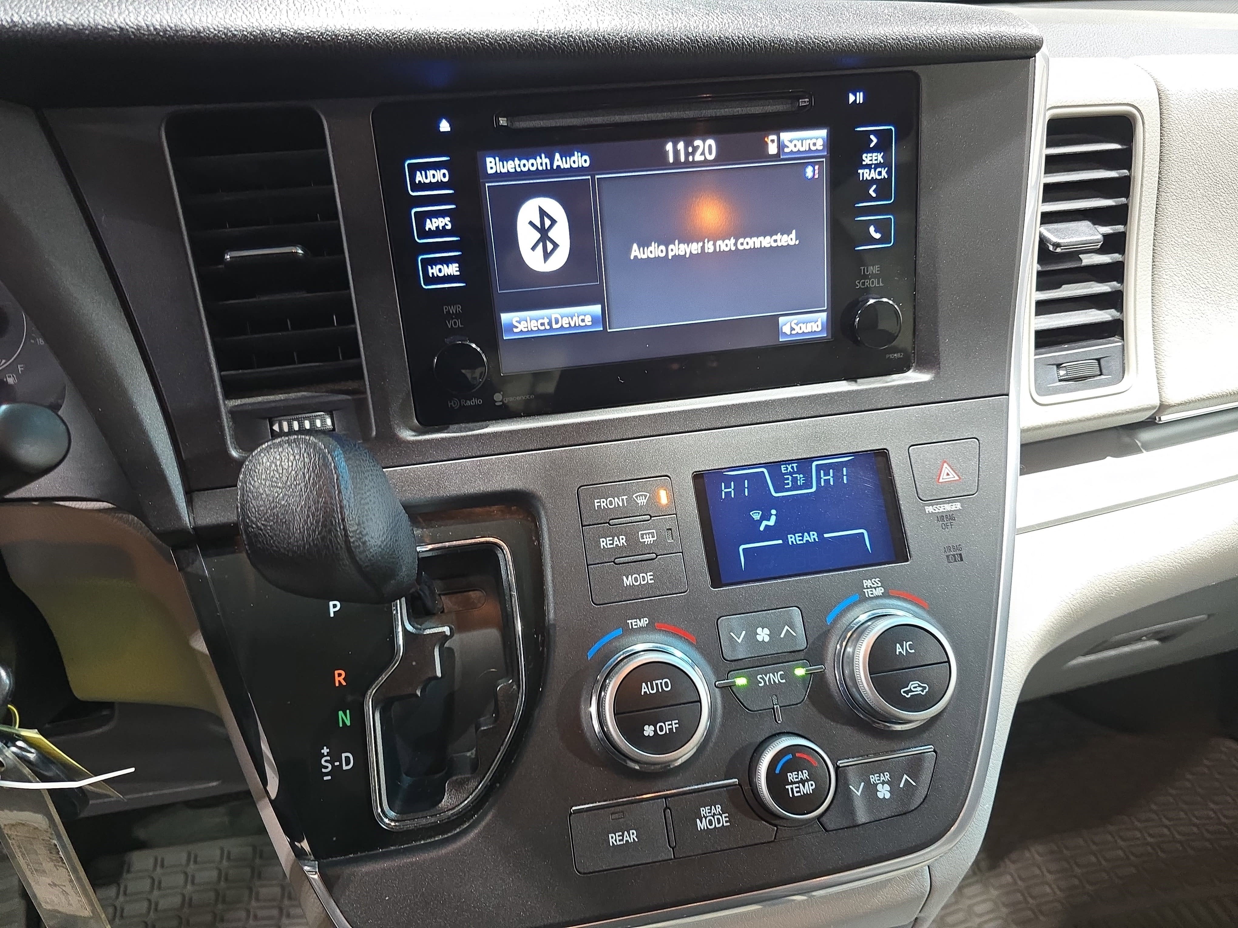2015 Toyota Sienna Base