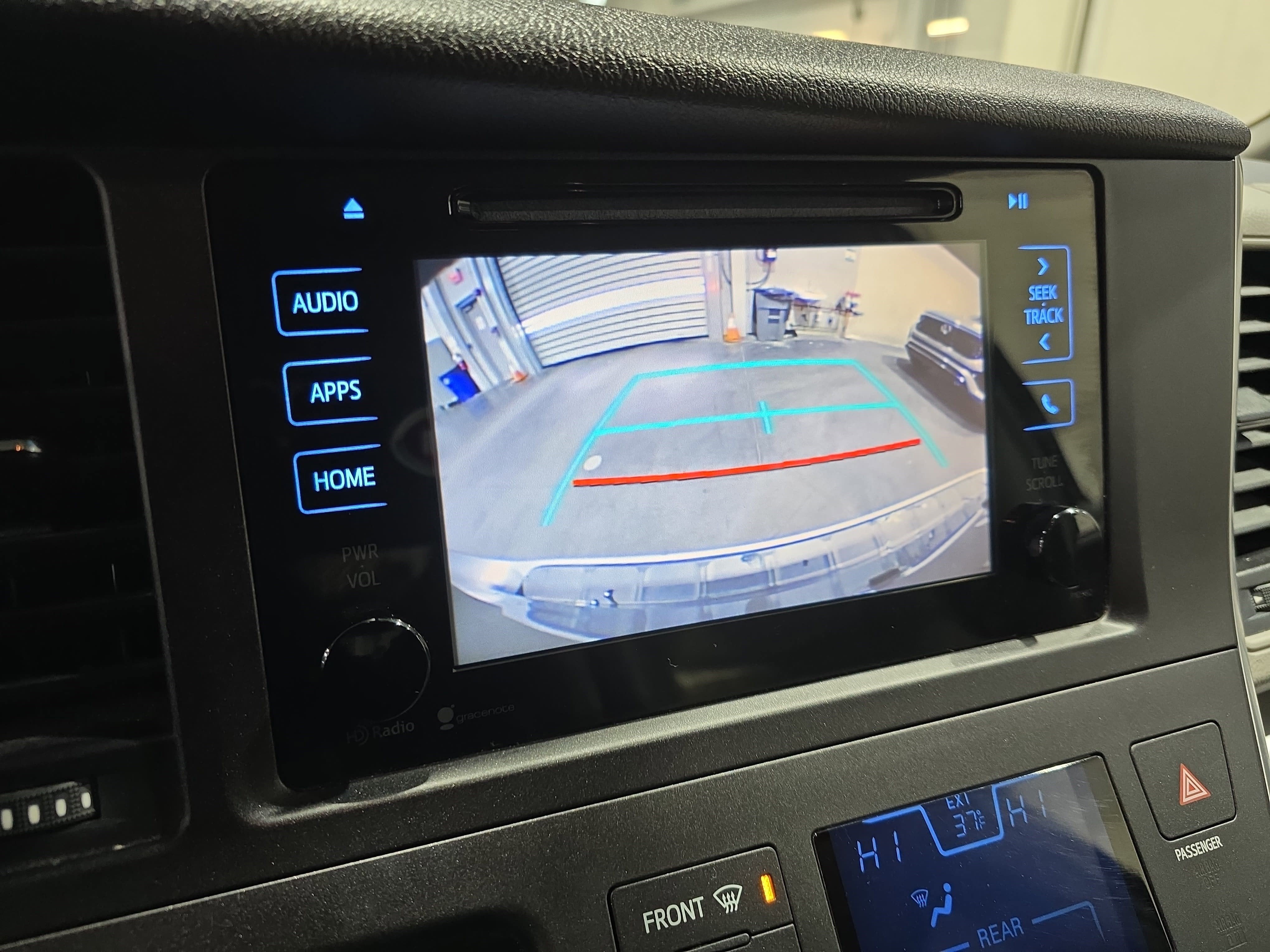 2015 Toyota Sienna Base