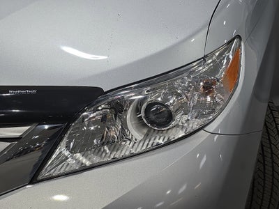 2015 Toyota Sienna Base