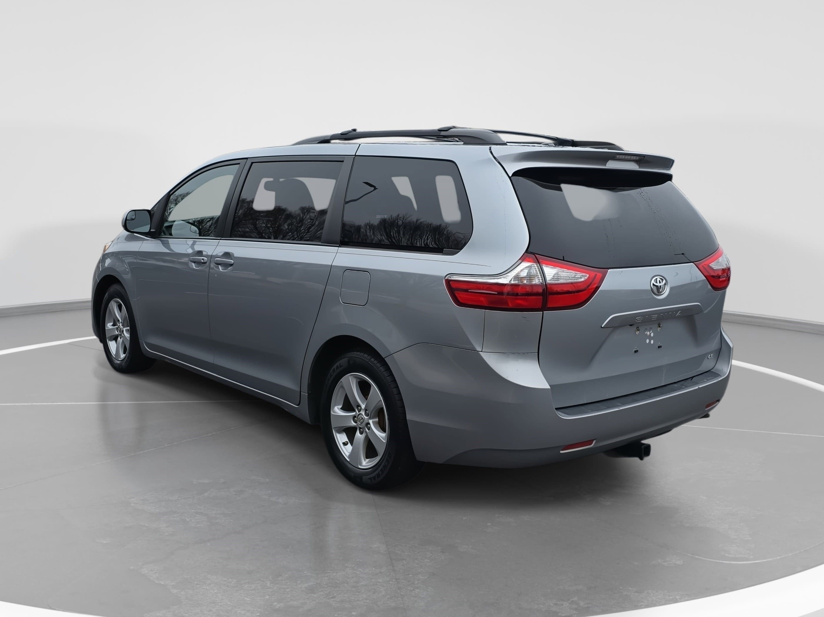 2015 Toyota Sienna Base