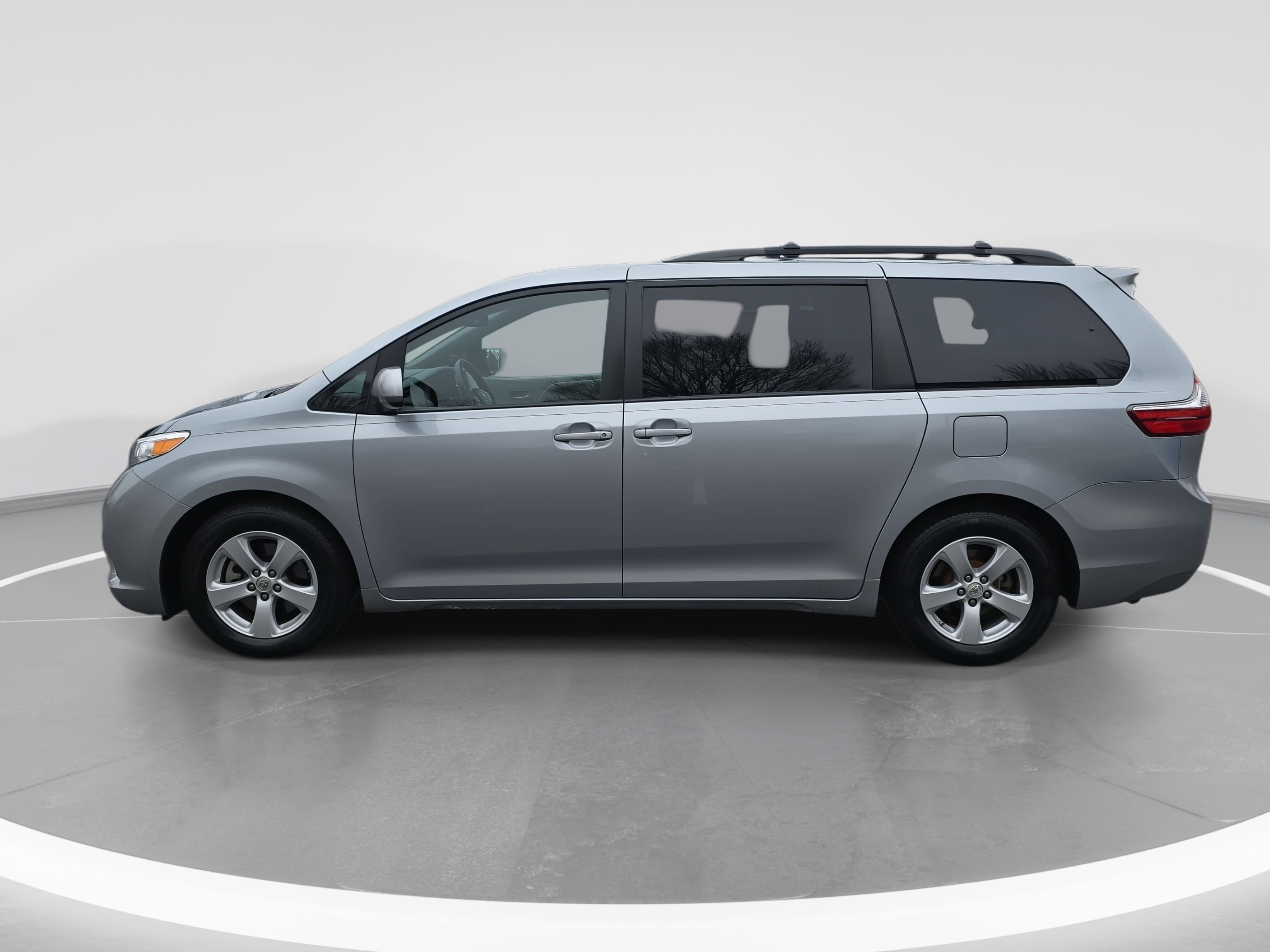 2015 Toyota Sienna Base