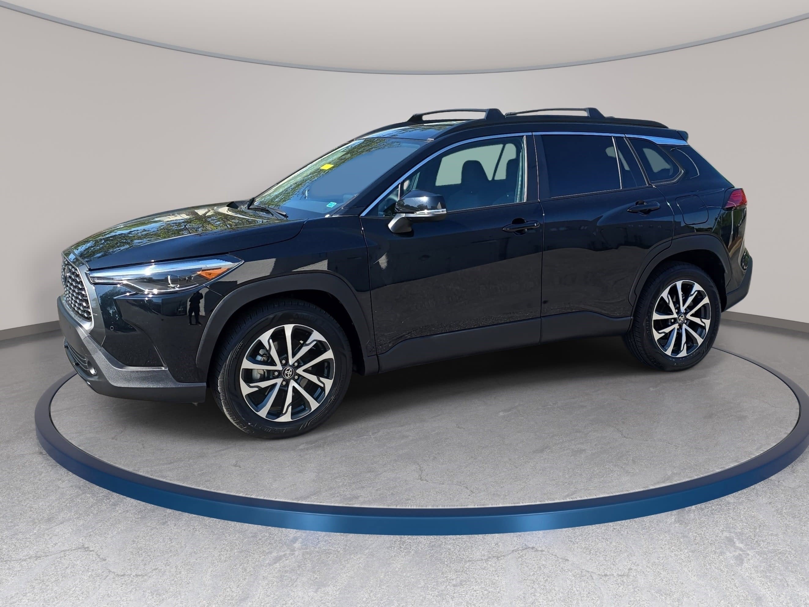 2025 Toyota Corolla Cross XLE 4WD