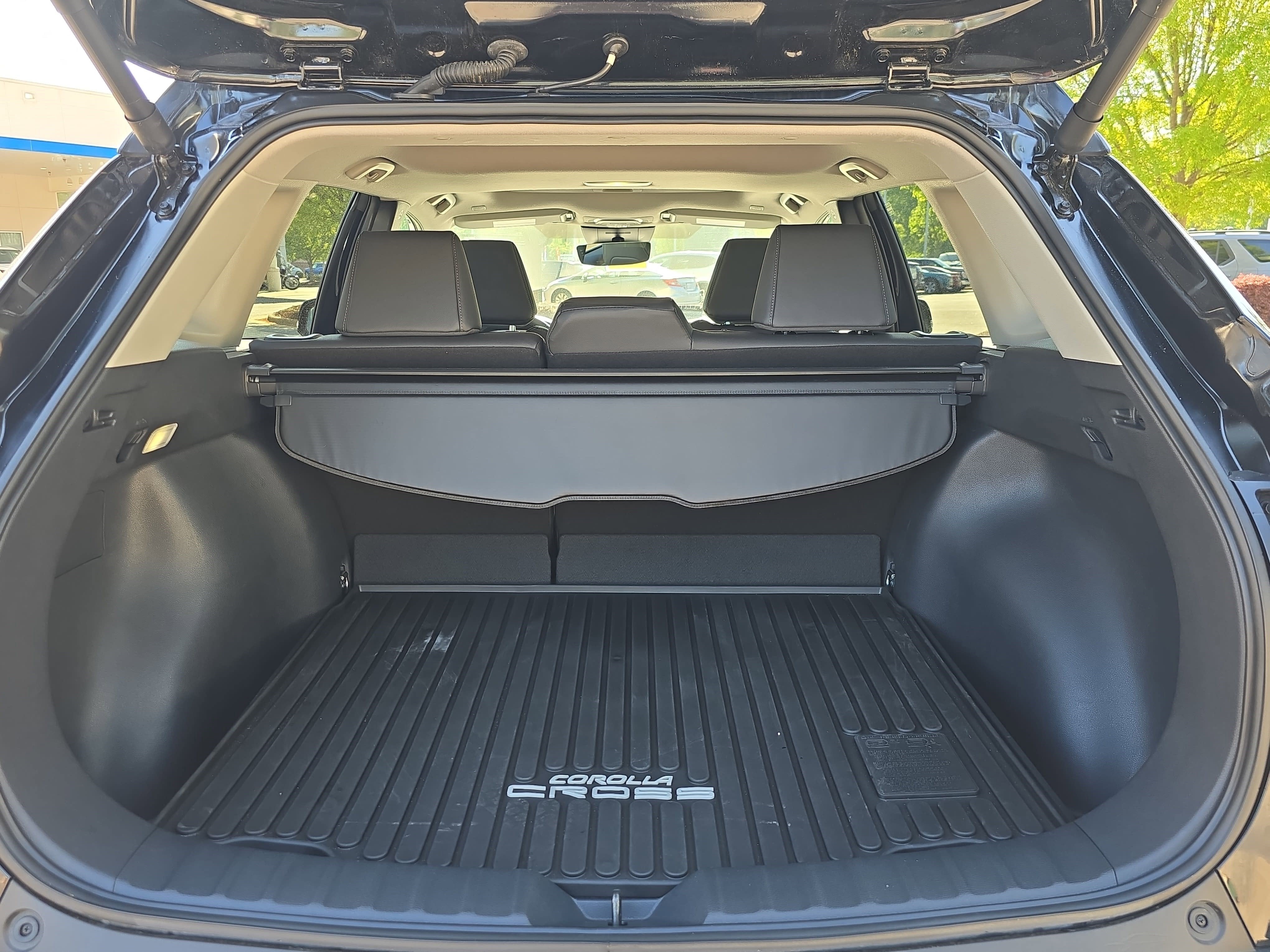 2025 Toyota Corolla Cross XLE 4WD