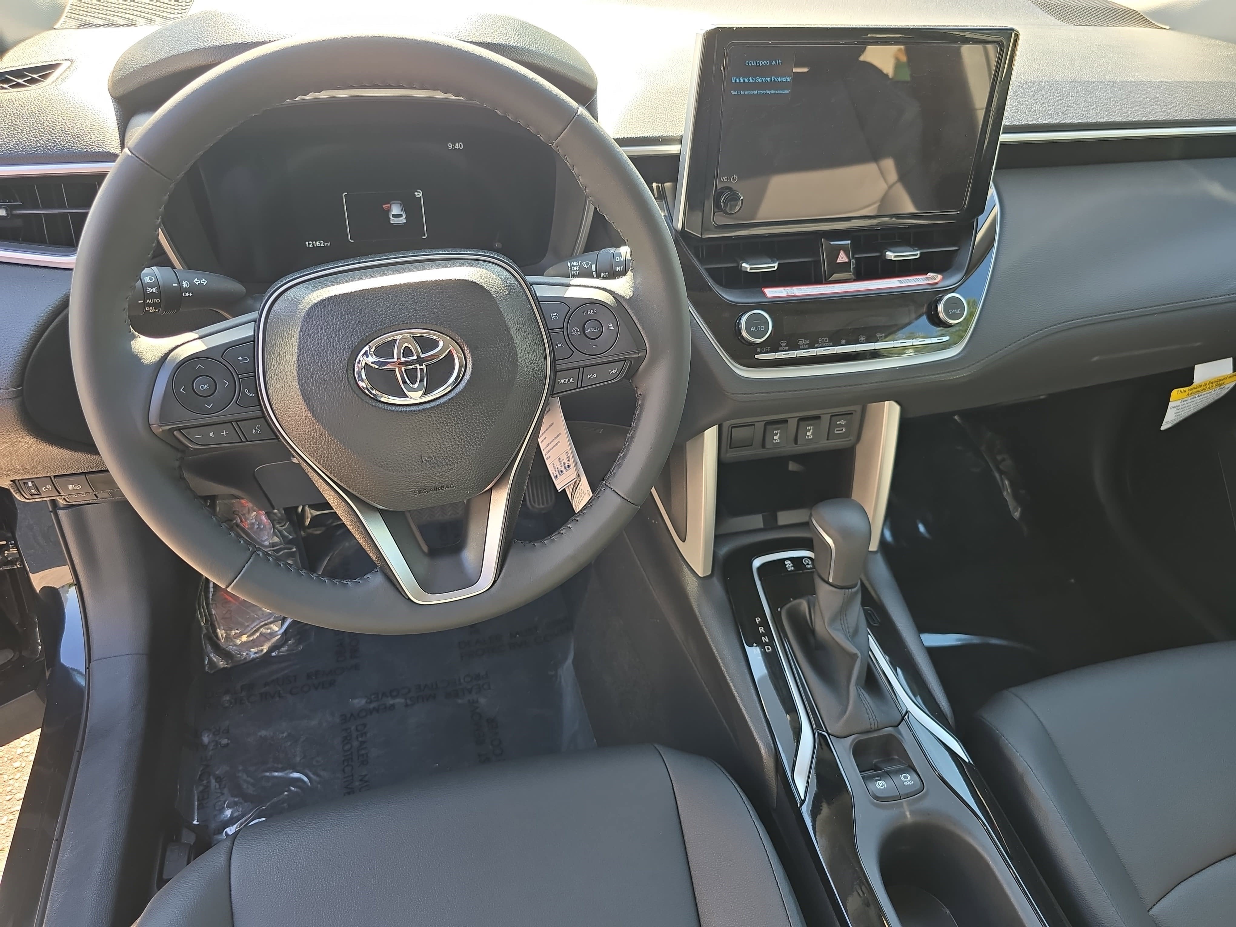 2025 Toyota Corolla Cross XLE 4WD
