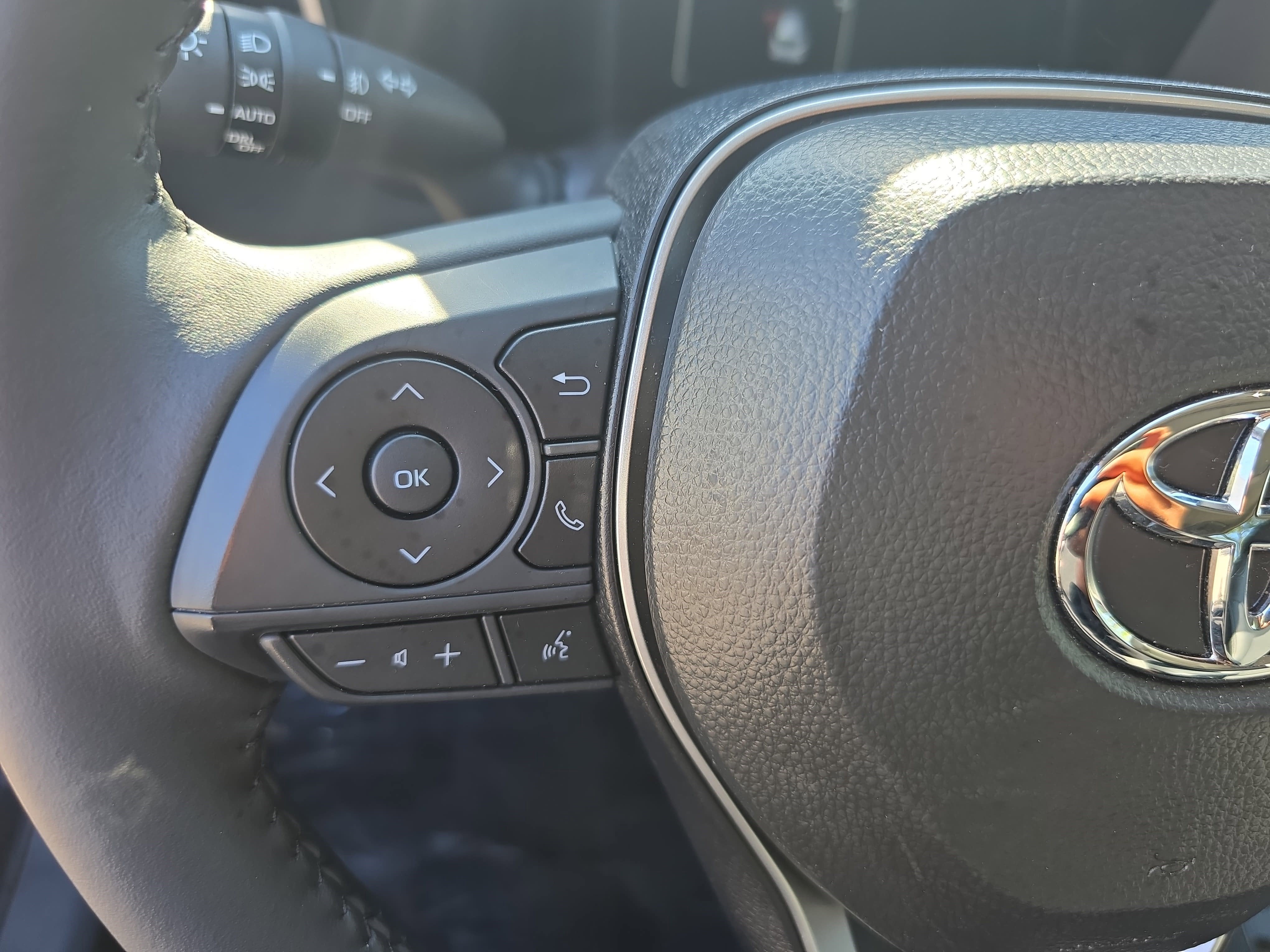 2025 Toyota Corolla Cross XLE 4WD