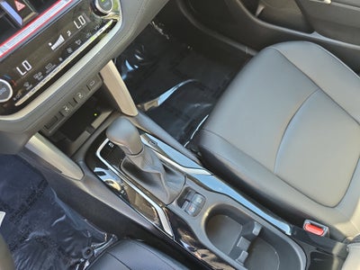 2025 Toyota Corolla Cross XLE 4WD