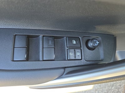 2025 Toyota Corolla Cross XLE 4WD