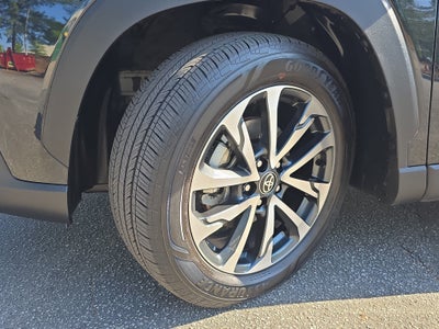2025 Toyota Corolla Cross XLE 4WD