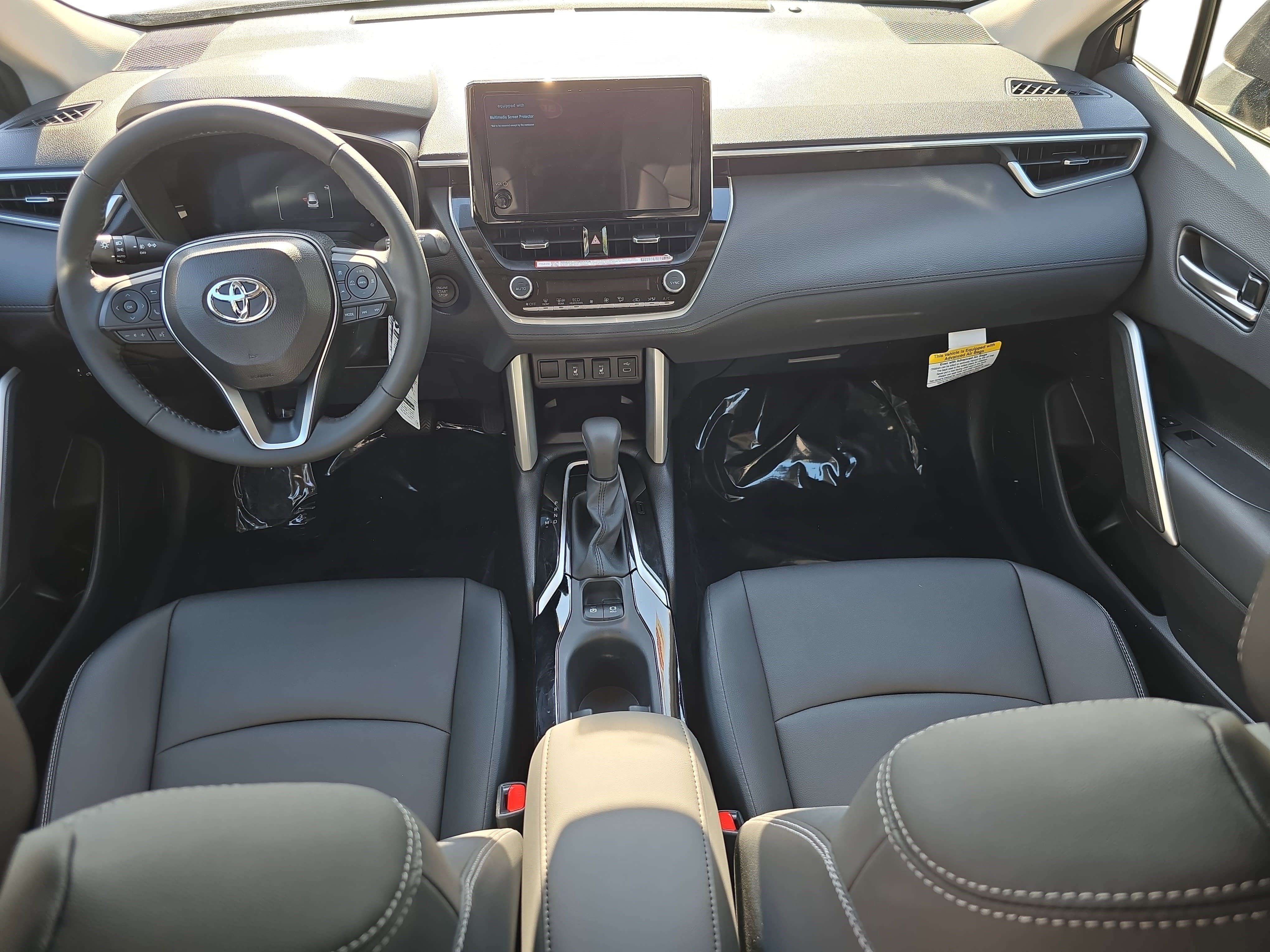 2025 Toyota Corolla Cross XLE 4WD