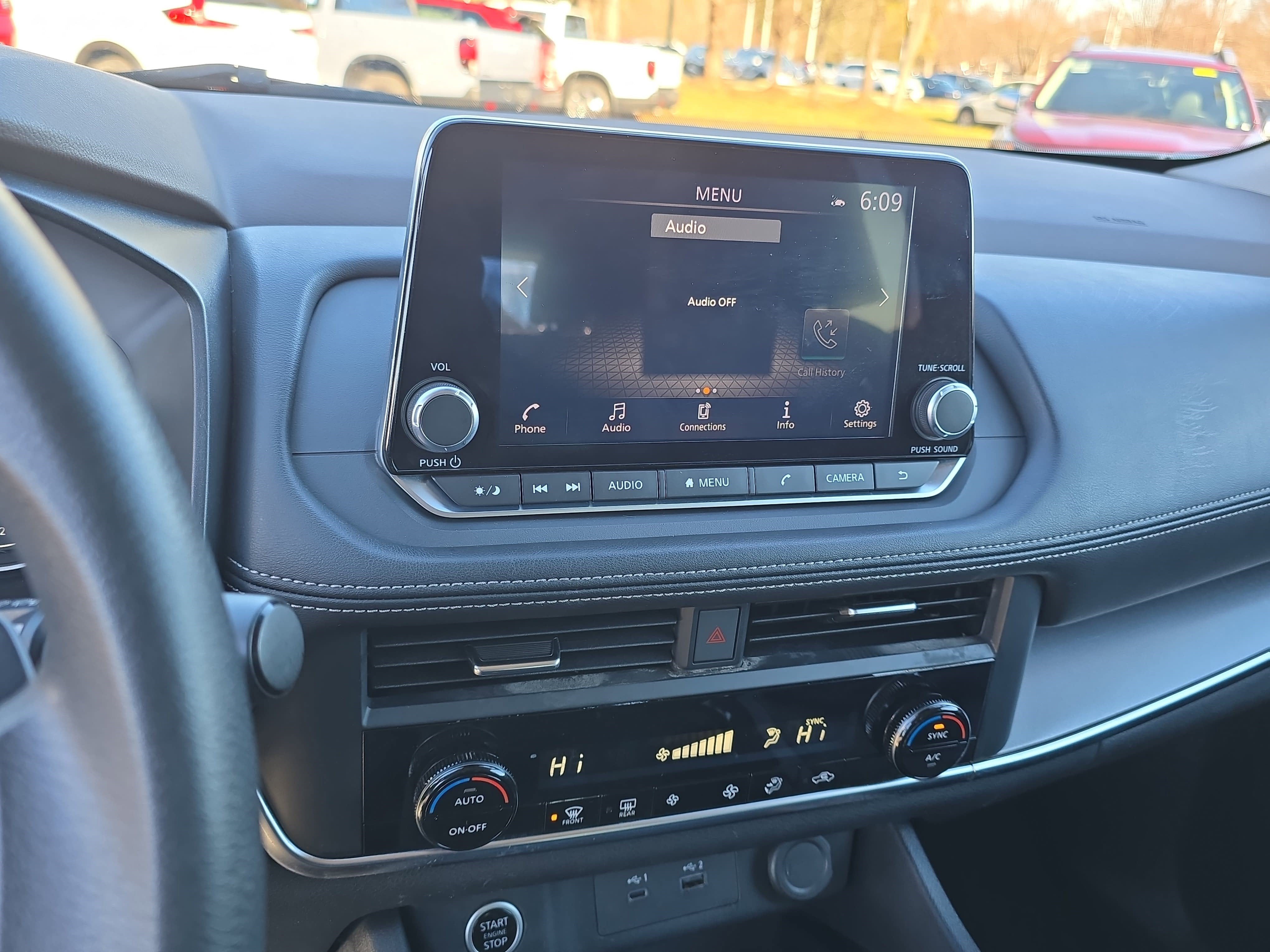 2023 Nissan Rogue AWD SV