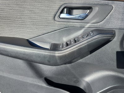 2023 Nissan Rogue AWD SV