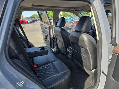 2022 Nissan Rogue AWD Platinum