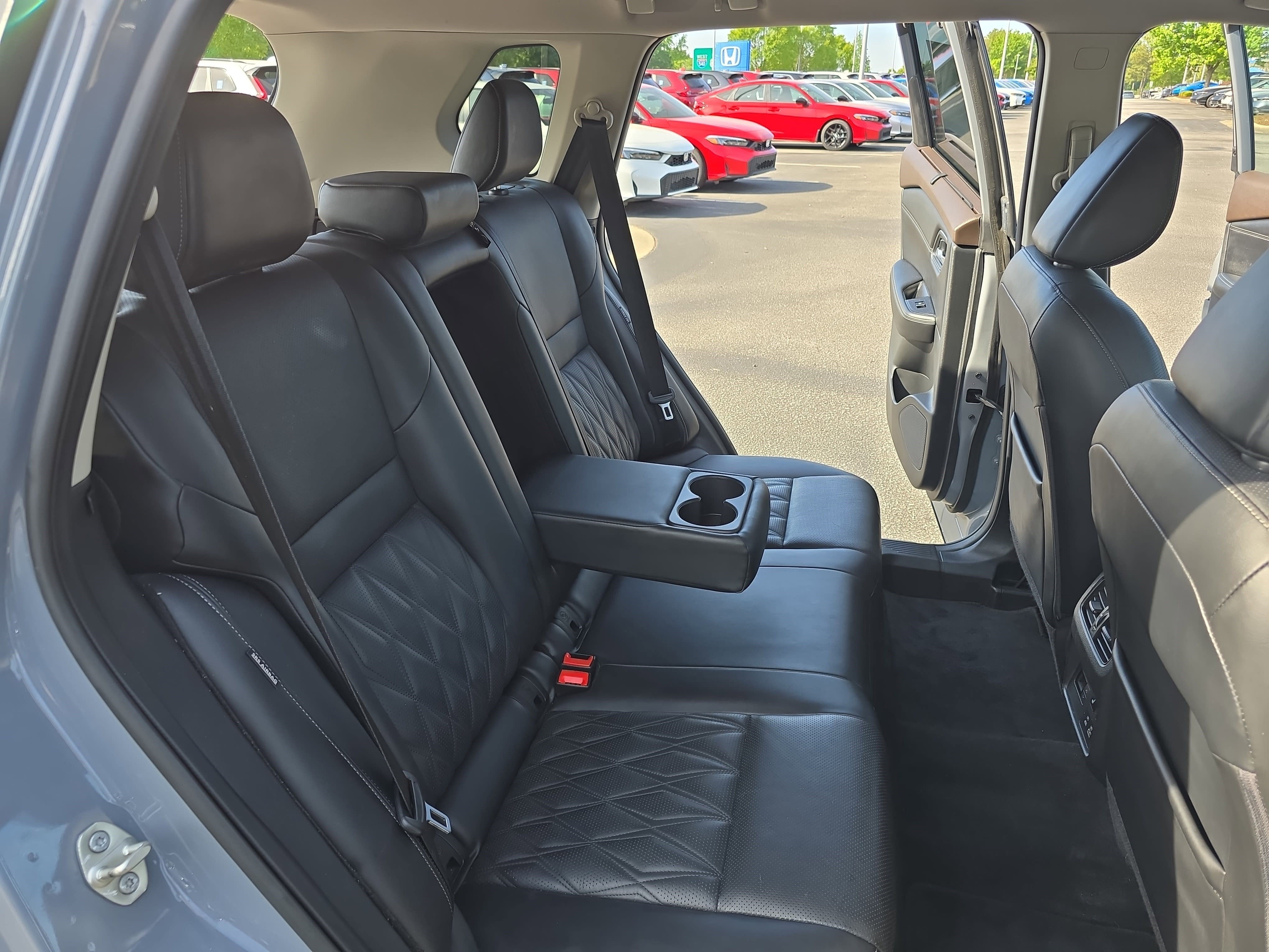 2022 Nissan Rogue AWD Platinum