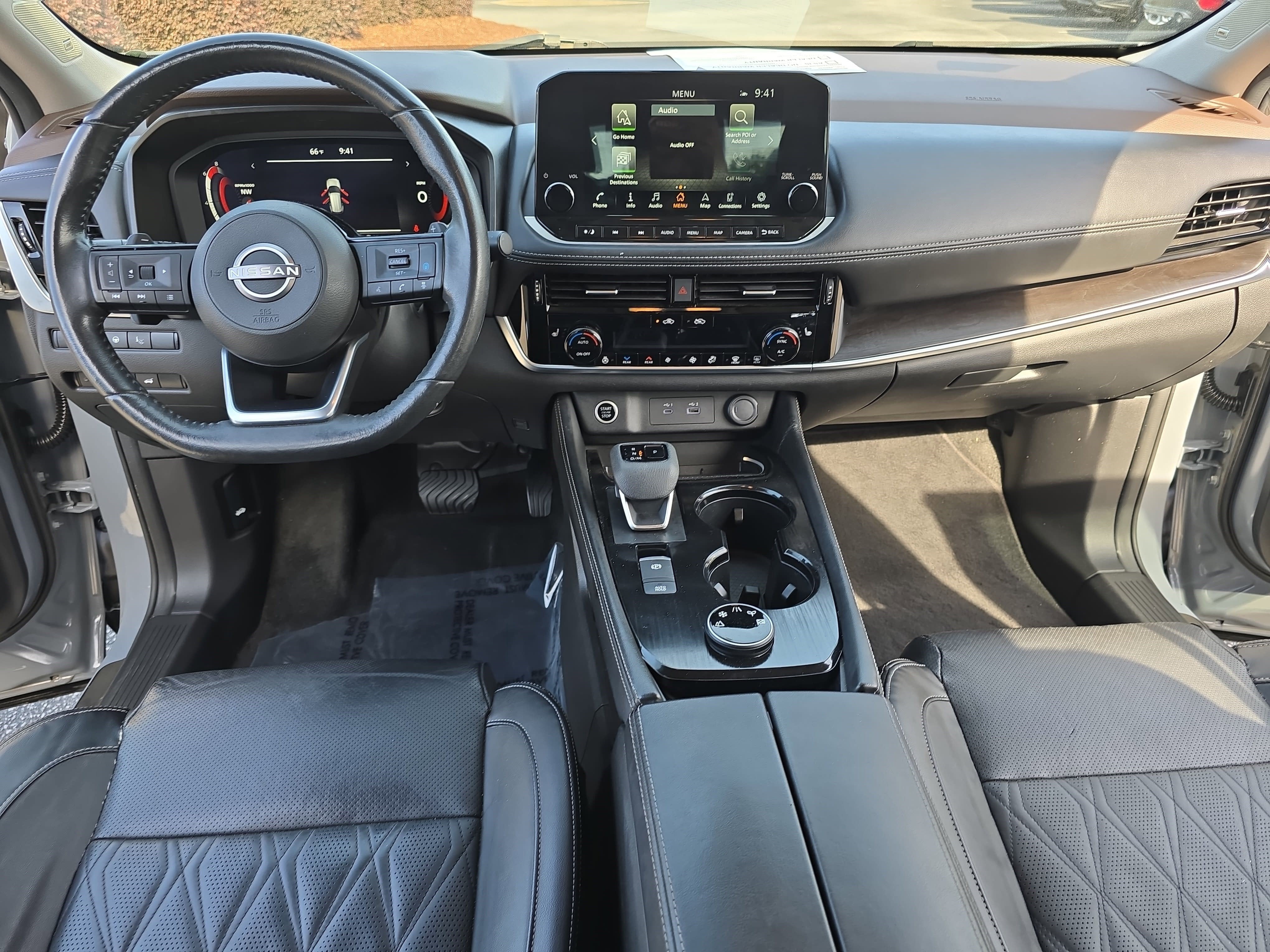 2022 Nissan Rogue AWD Platinum